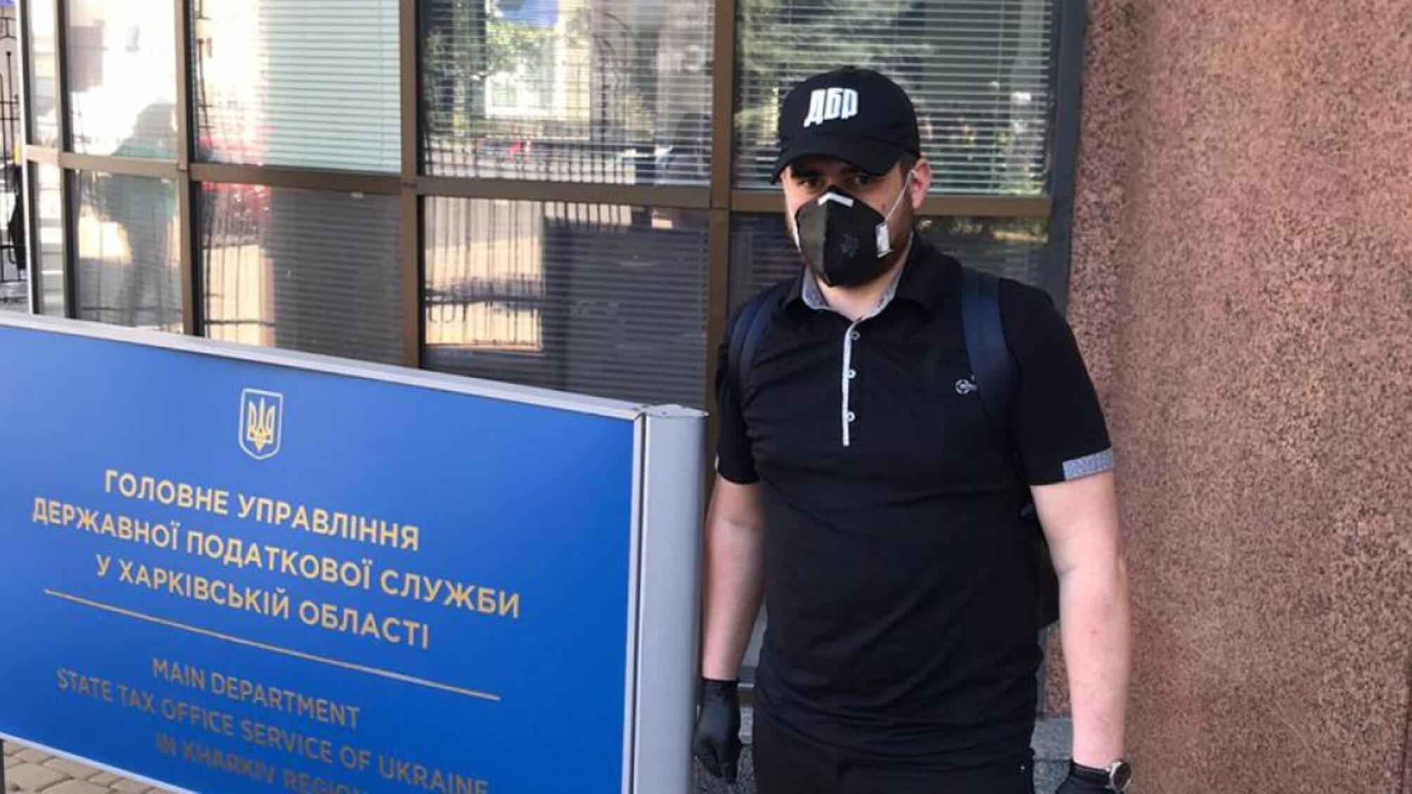 Недоотримання бюджетом 8 мільйонів 141 тисячі гривень – ДБР повідомило про підозру двом податківцям