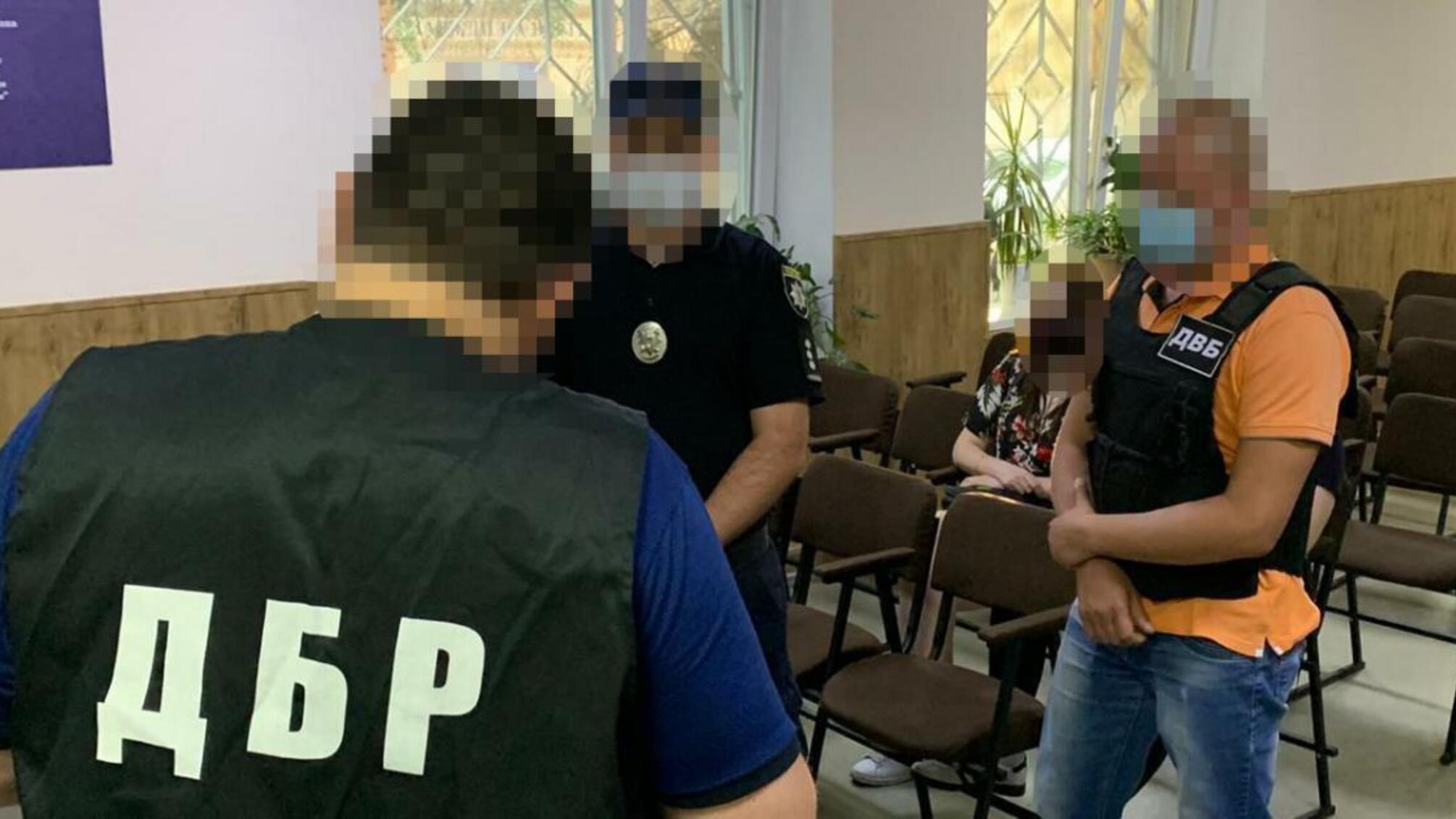 ДБР повідомило про підозру патрульному, який влаштував бійку в кафе (ВІДЕО)