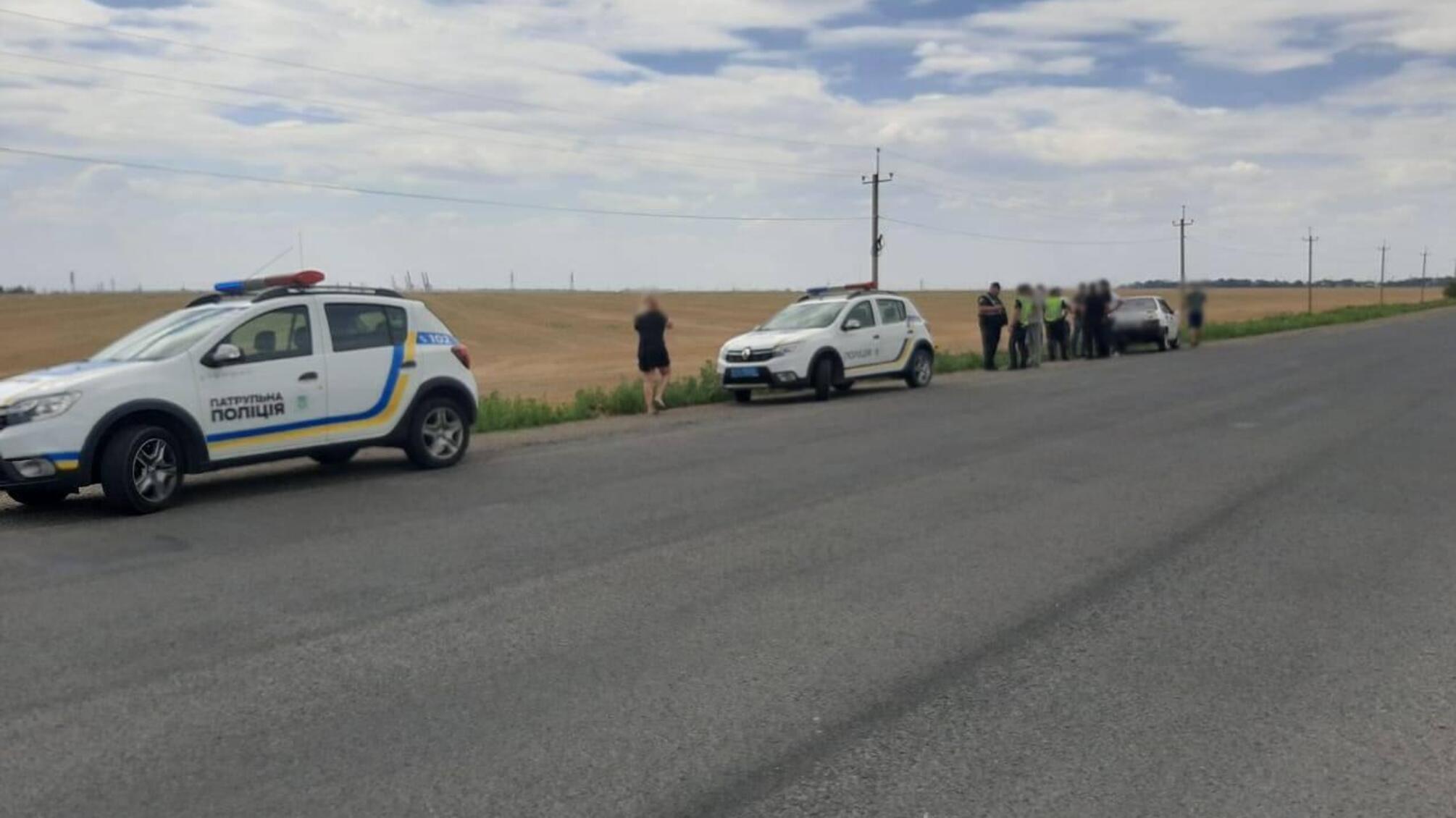 Поліція перевіряє повідомлення про стрілянину поблизу с. Візирка