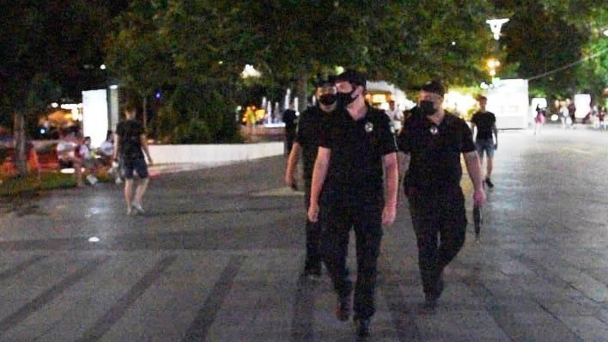 Упродовж вихідних на Одещині поліцейські припинили діяльність 44 розважальних закладів