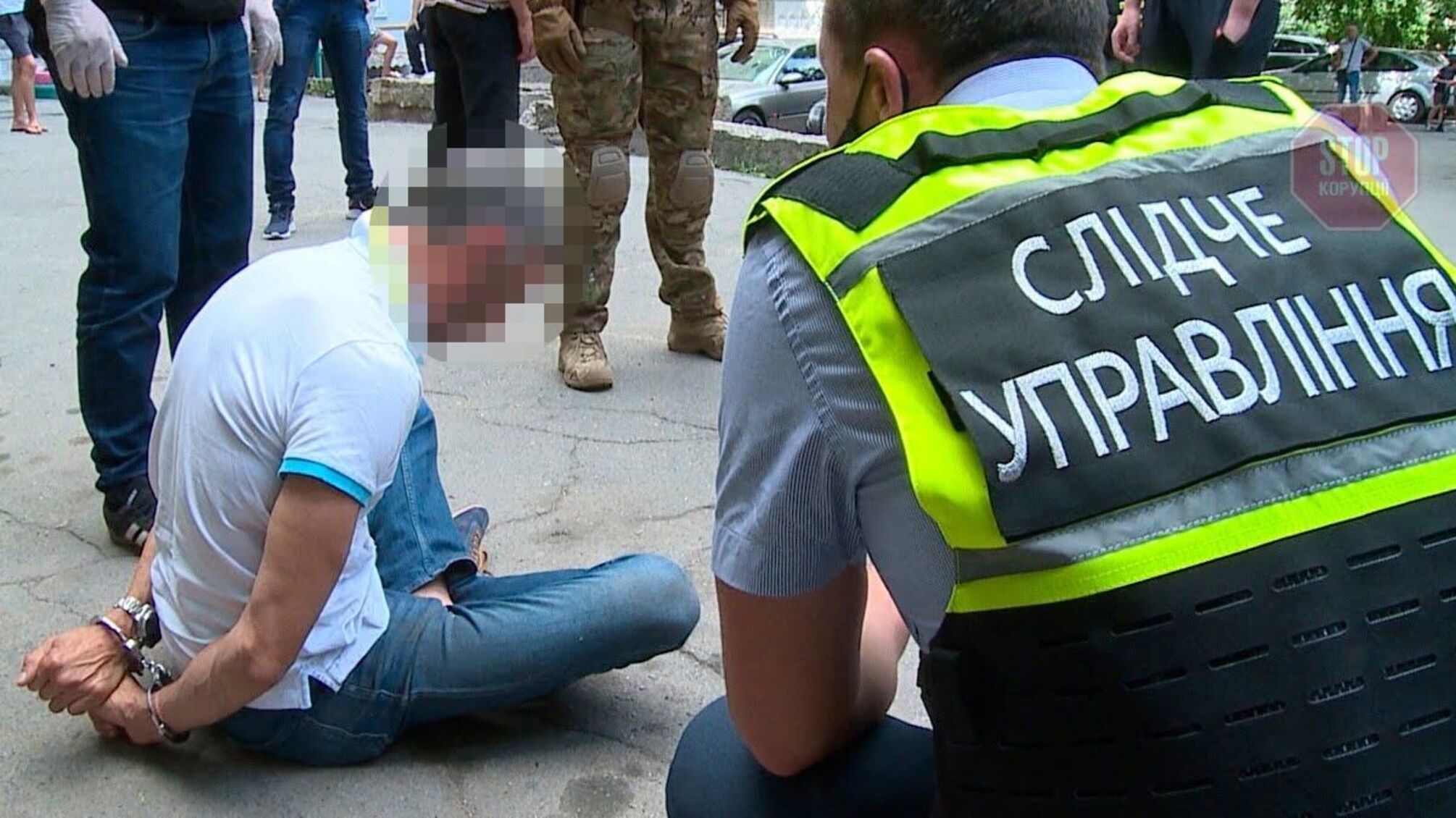 У Вінниці правоохоронці затримали групу вимагачів (фото)