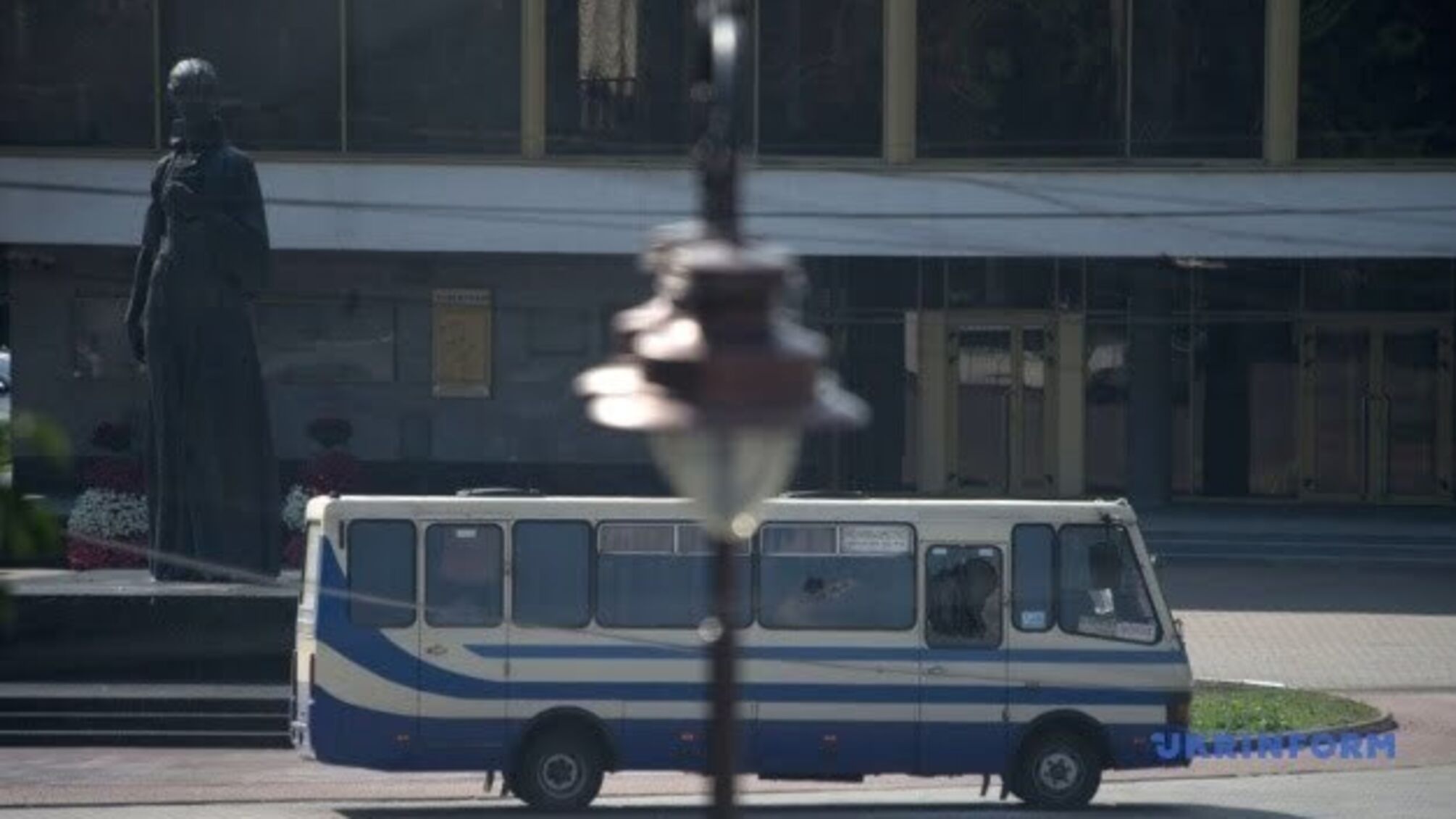 В ОП кажуть, що 'луцький терорист' весь час був під прицілом снайперів