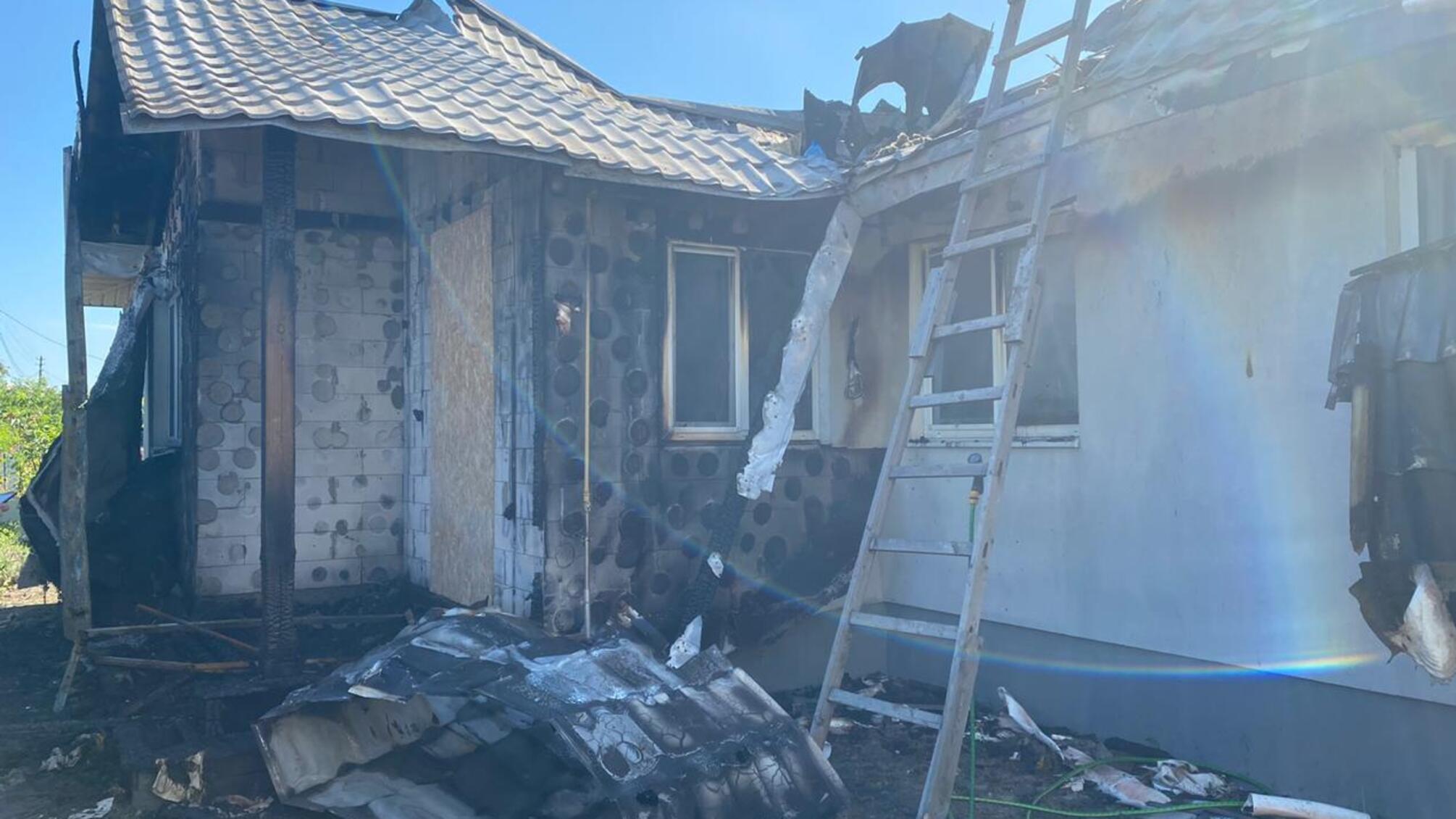 Поліція Київщини відкрила кримінальне провадження за фактом загорання  будинку на Бориспільщині