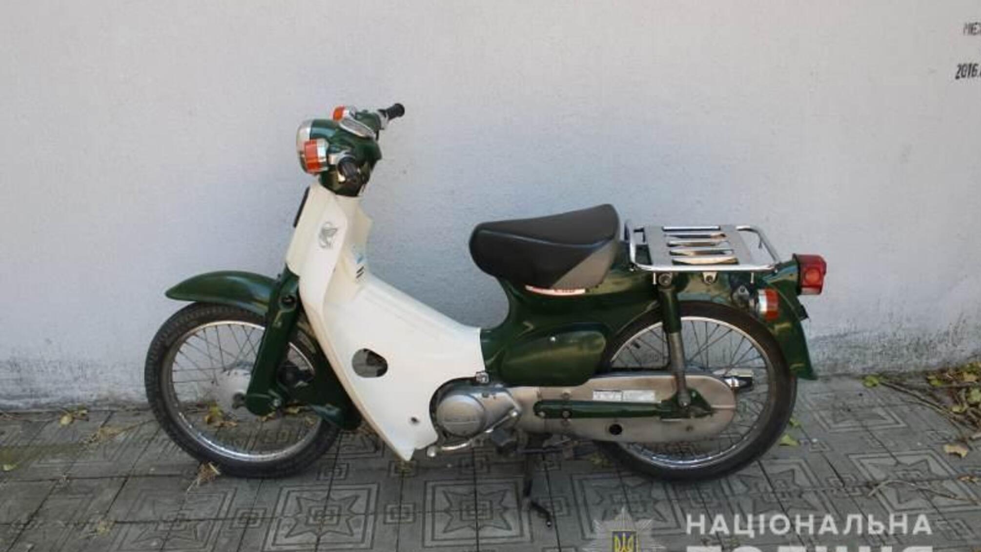 За підозрою у незаконному заволодінні мопедом місцевої жительки заарештовано жителя Білгорода-Дністровського