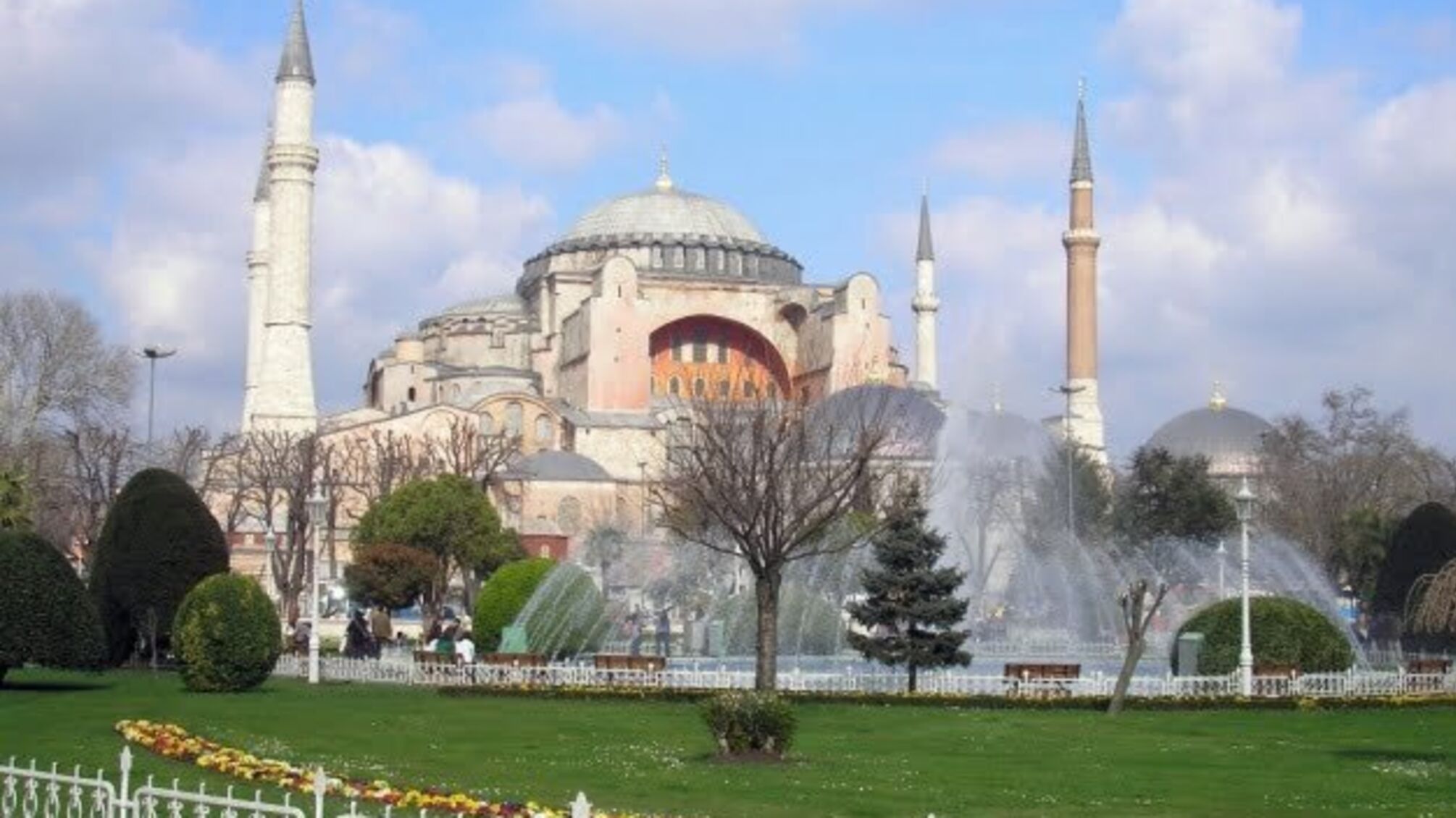 Мозаїки у Святій Софії будуть закривати або затемнювати під час намазу