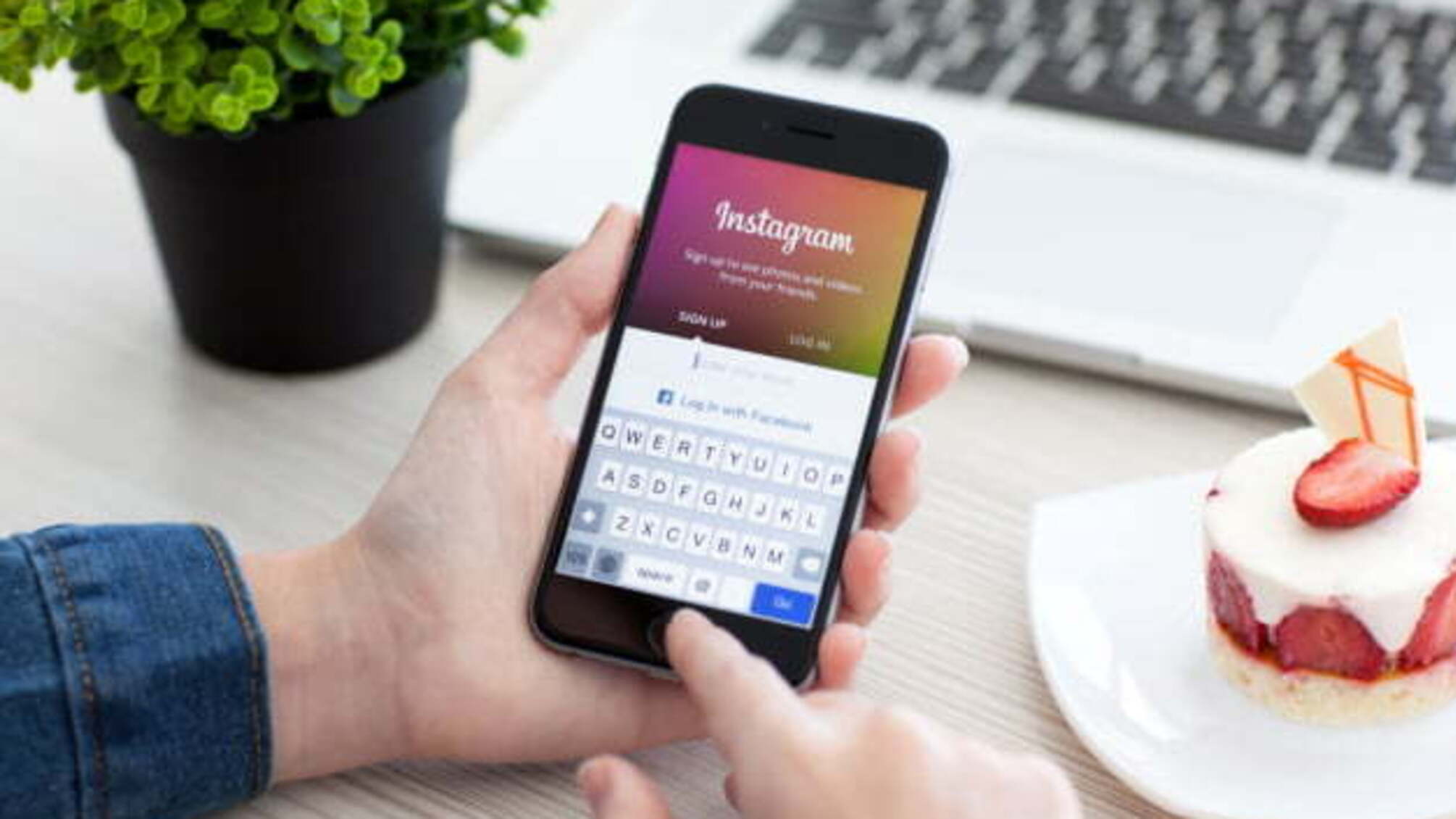 У роботі Instagram стався масштабний збій