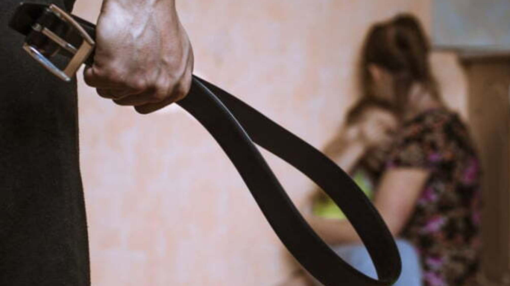 Раді пропонують збільшити у сотню разів штрафи за домашнє насильство