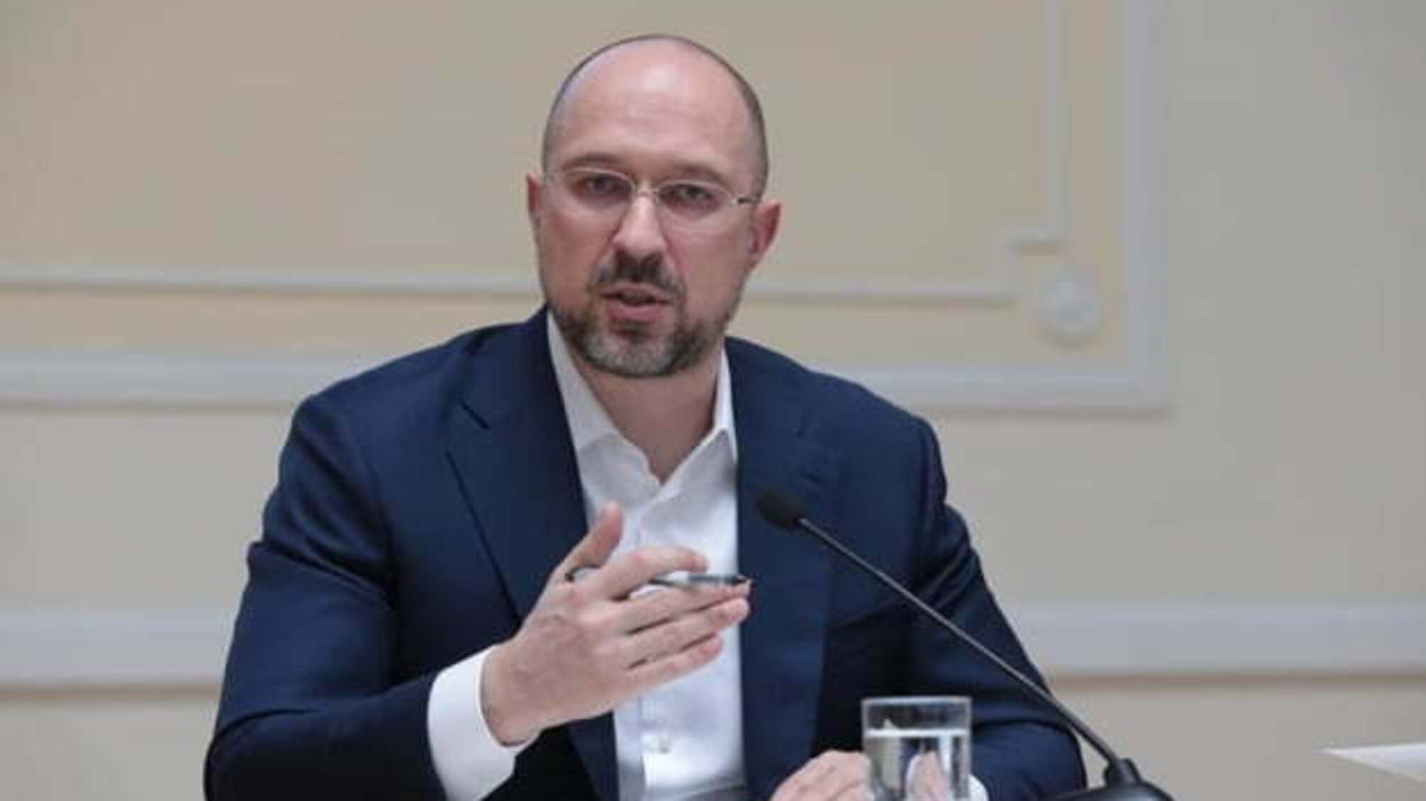 Шмигаль запевняє, що буде зроблено все для порятунку заручників у Луцьку