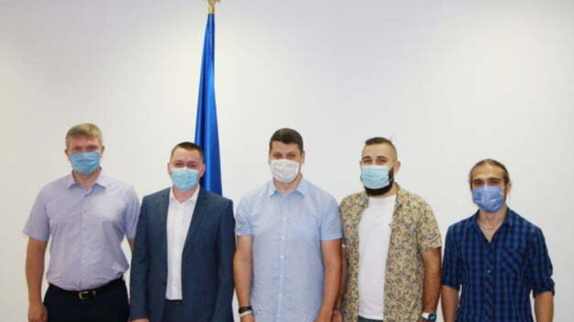 Гуманітарка надходитиме швидше: в Україні запровадять е-обмін інформацією з митницею
