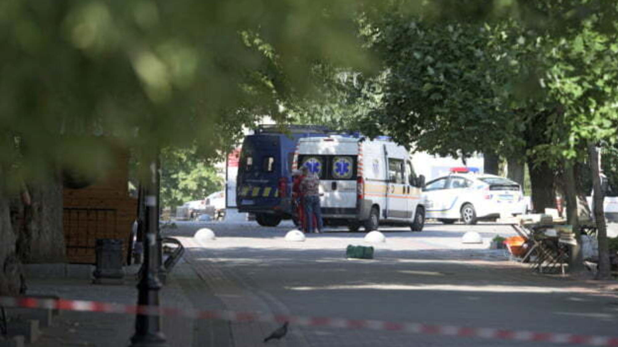 Захоплення автобуса: у Луцьку звільнили двох жінок і дитину