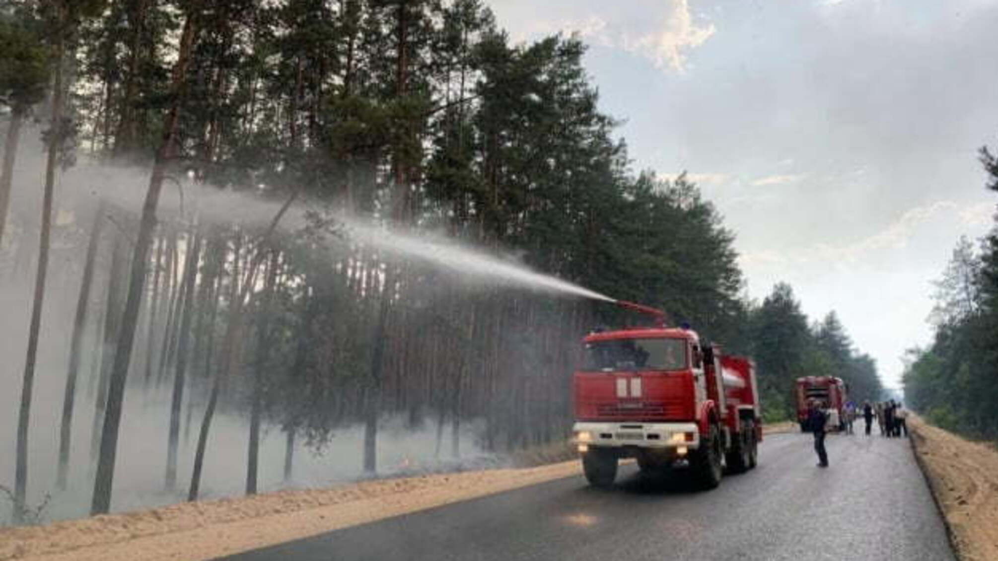 Нова пожежа на Луганщині: можуть евакуювати жителів села