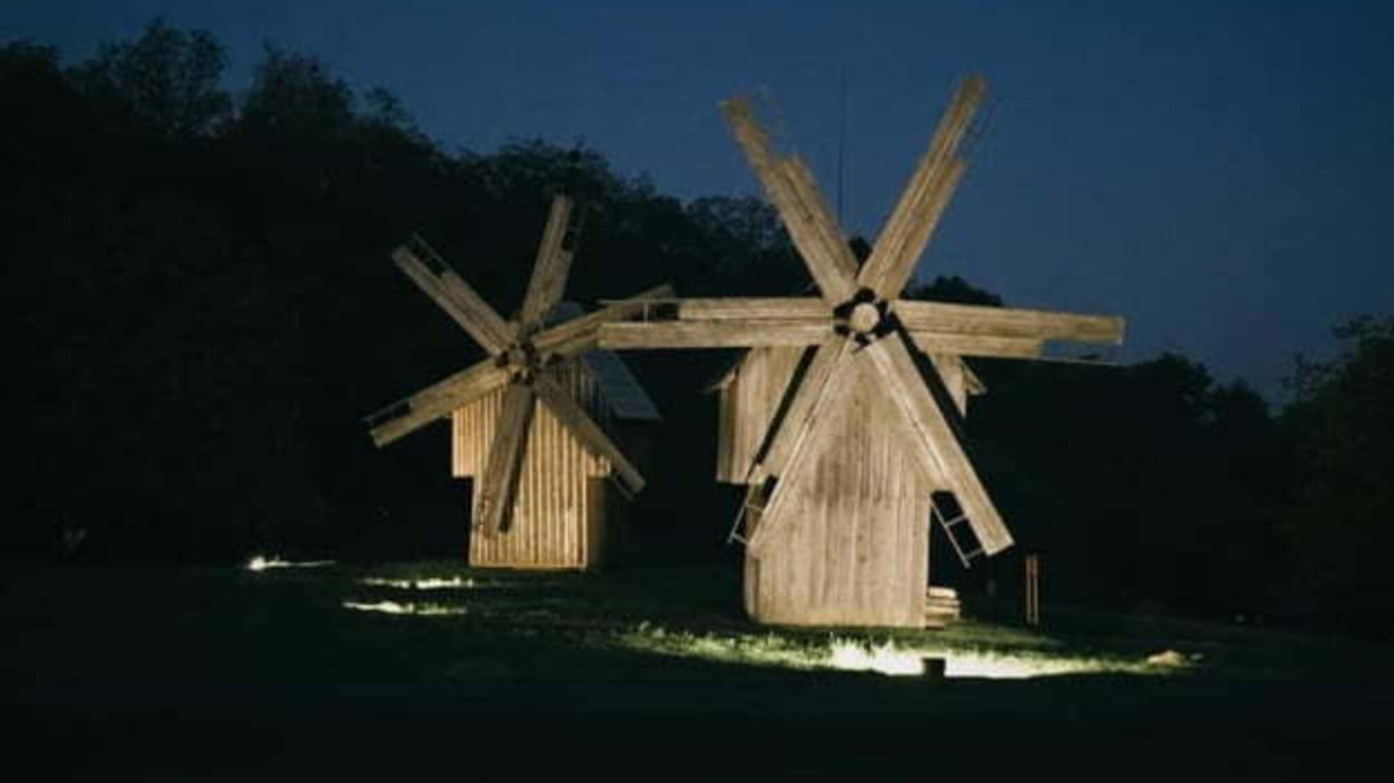 Чернівецький музей просто неба запрошує на нічні подорожі у часі