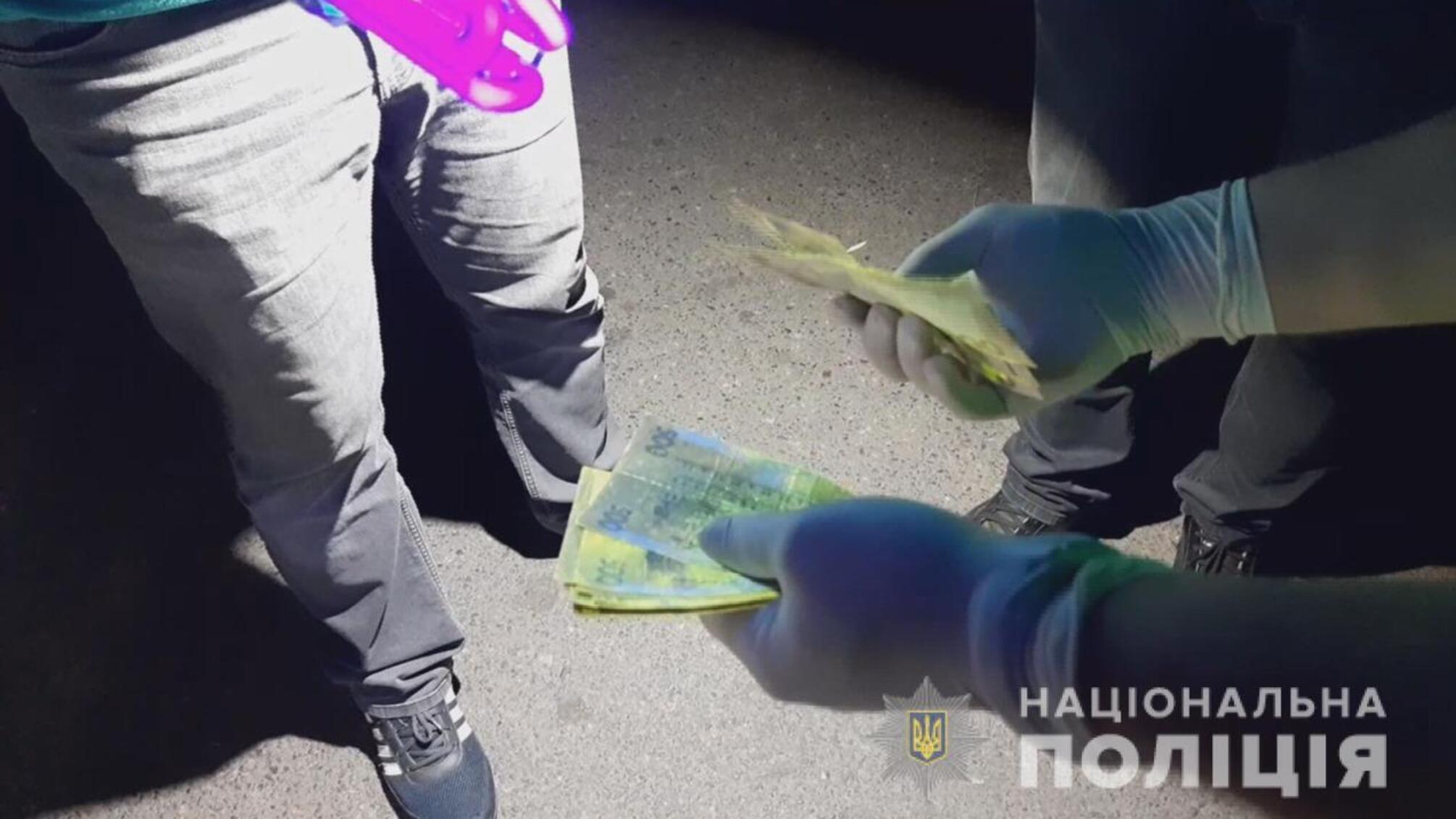 Правоохоронці затримали жителя Одещини за підозрою у виготовленні та збуті підроблених грошей