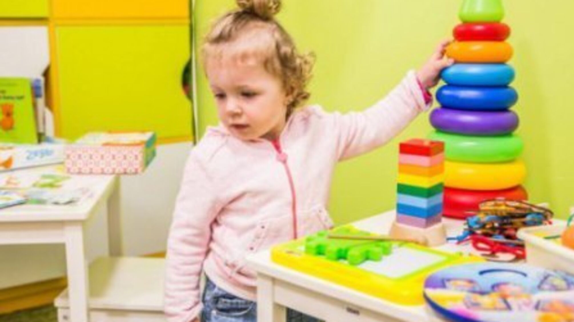 У ВРУ ухвалили законопроєкт про додаткову держпідтримку сиріт