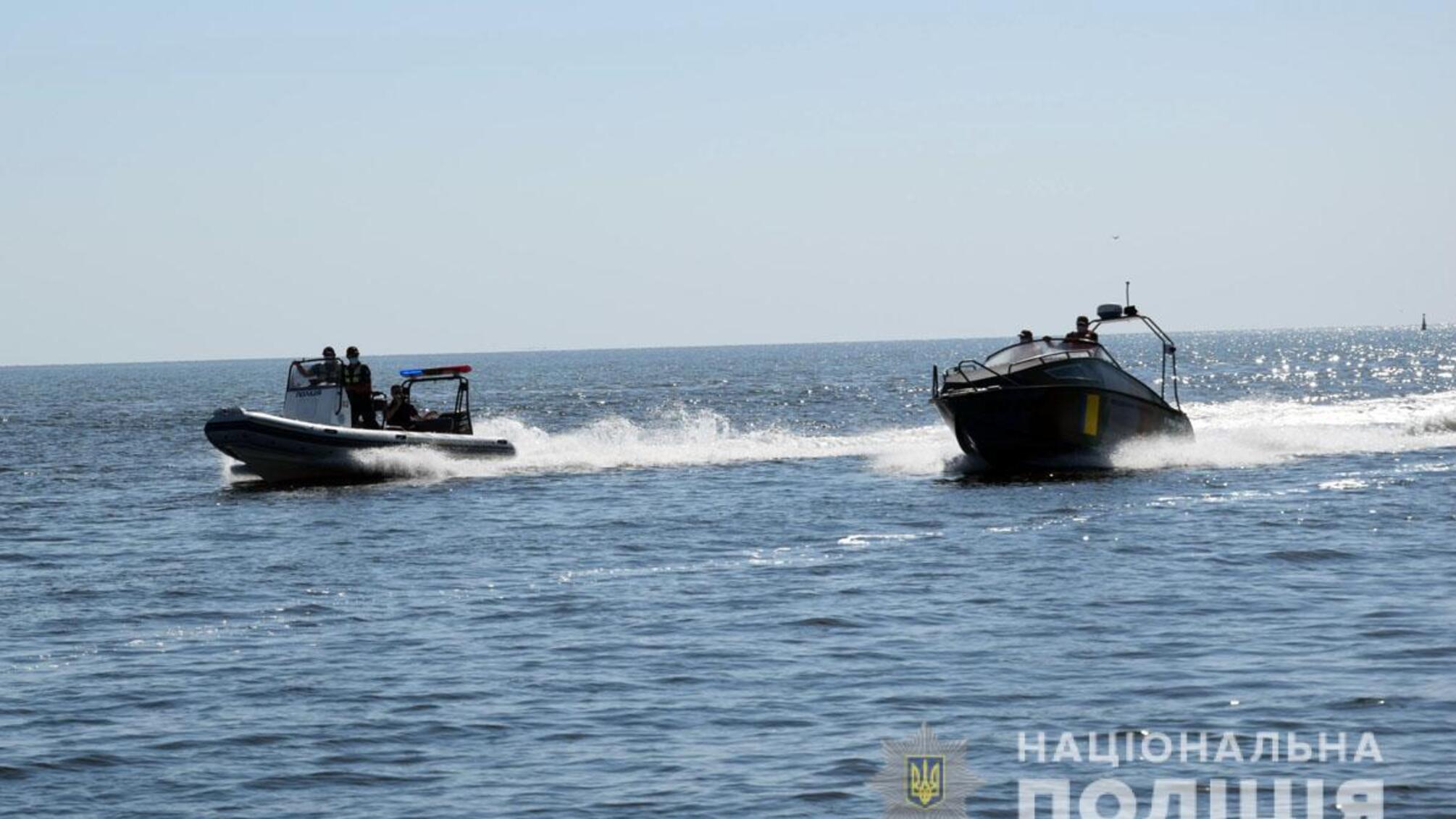 На Донеччині поліція на воді та прикордонники проводять спільні профілактичні заходи «Безпечне море»