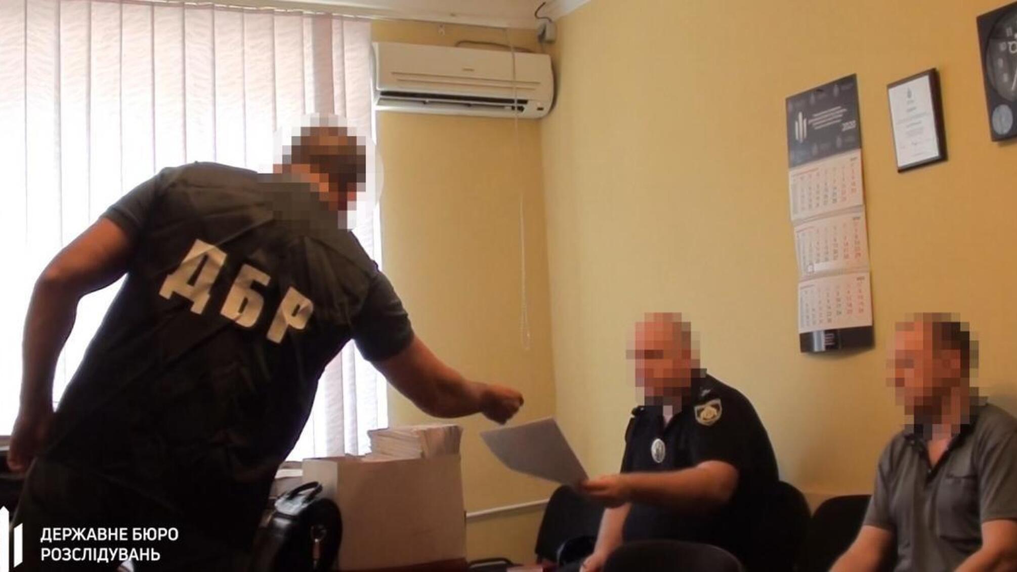 Поліцейський з Кривого Рогу відповість перед судом за тиск на підприємця