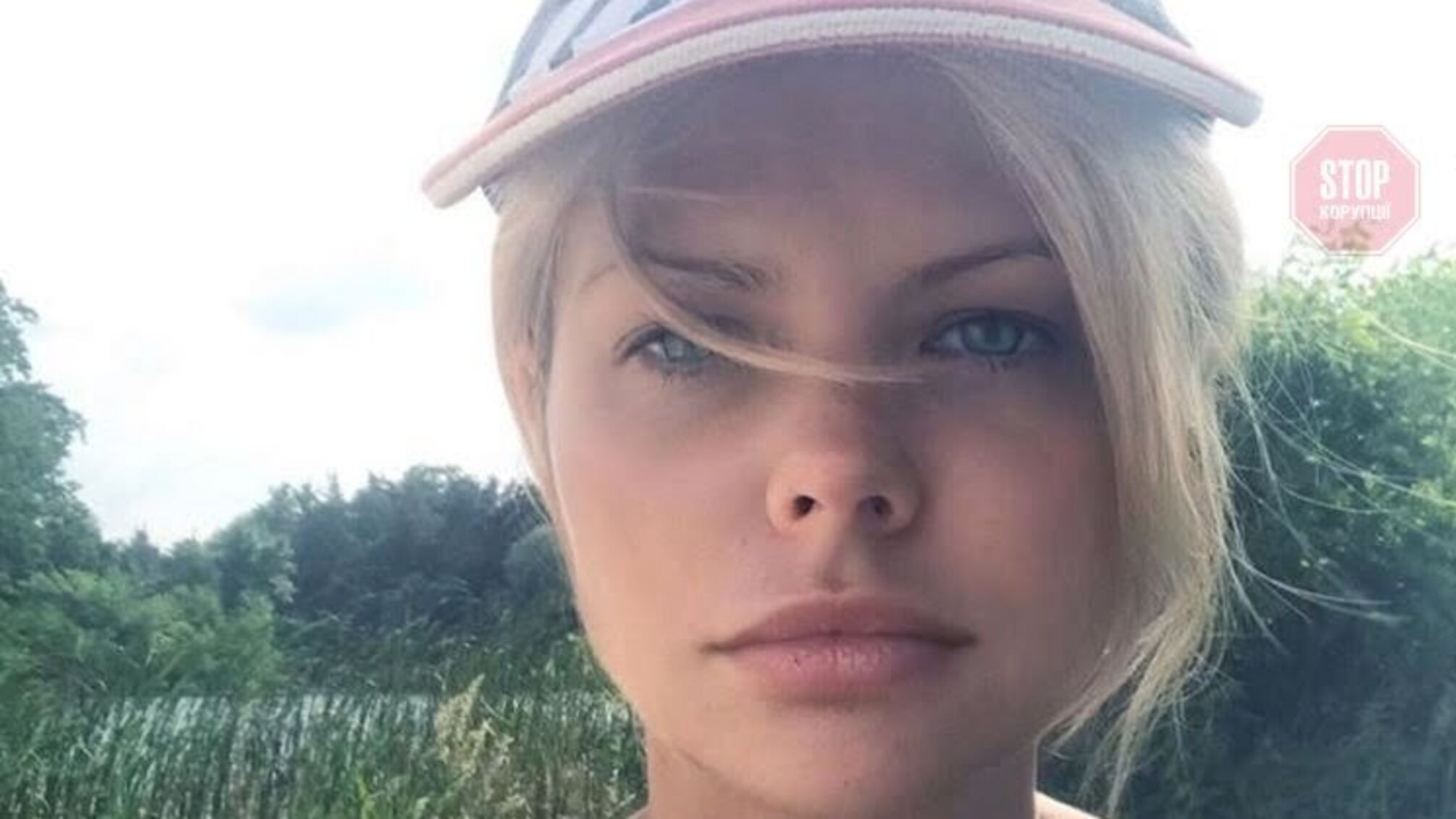 Клітіна розповіла, чому уявила себе інопланетянкою (відео)