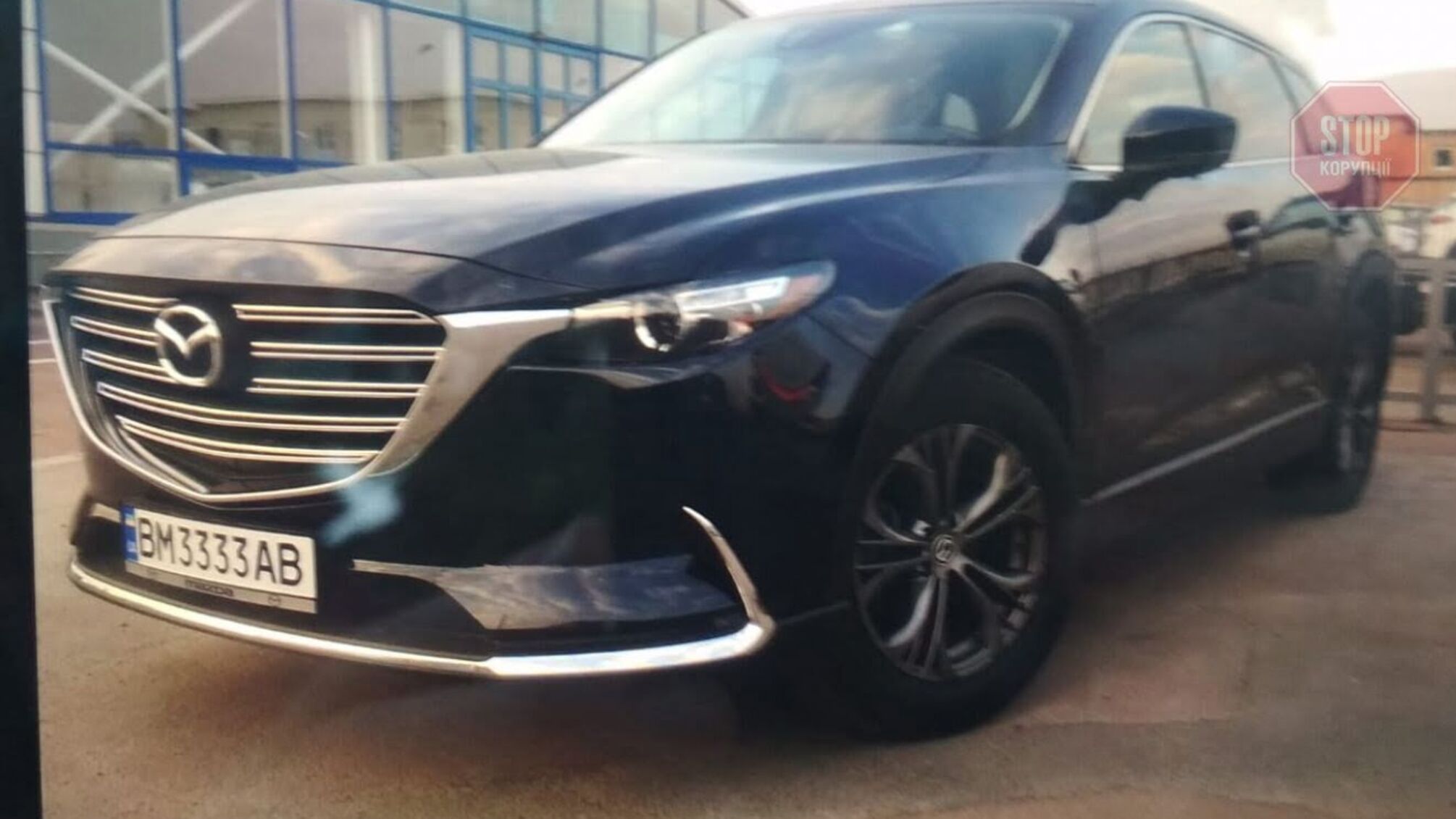 У сумського ексміліціонера викрали іномарку з пістолетом