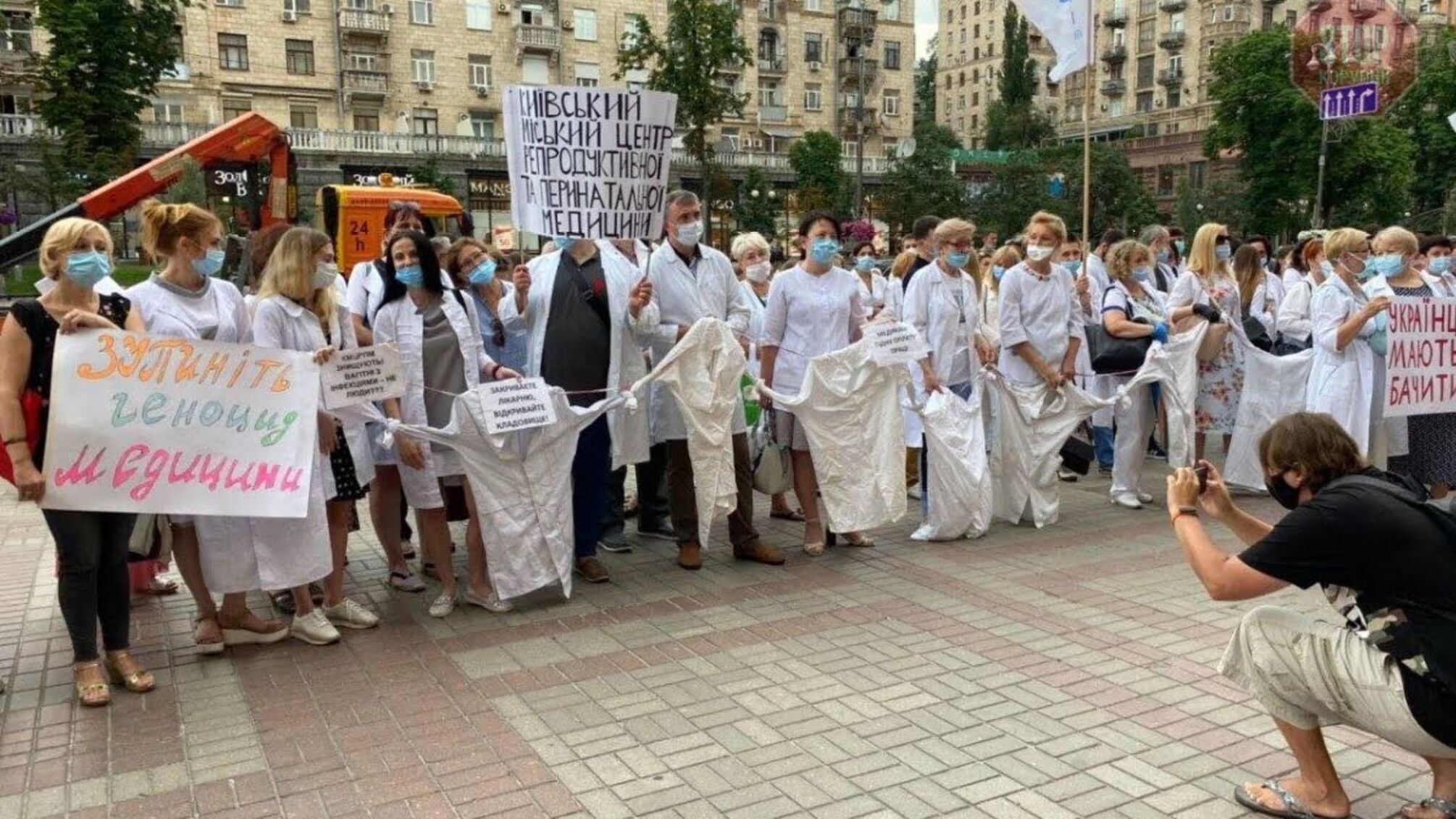 У Києві два унікальних медзаклади — на межі закриття: немає фінансування і борги перед лікарями