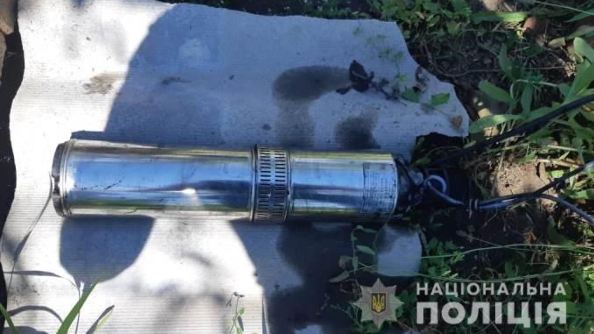 Поліцейські викрили жителя Ширяївського району у крадіжці електронасоса в односельця
