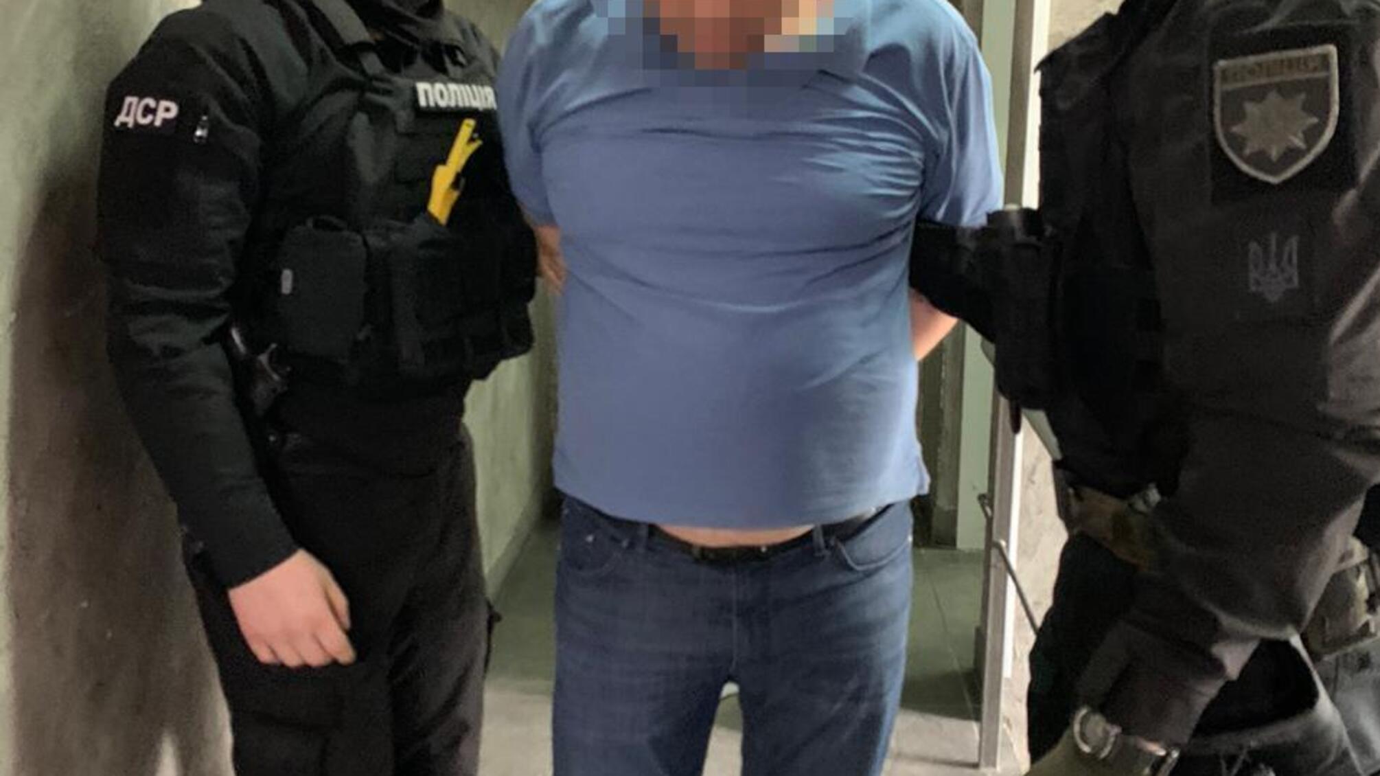 Нацполіція та ДБР затримали трьох посадовців Одеської митниці