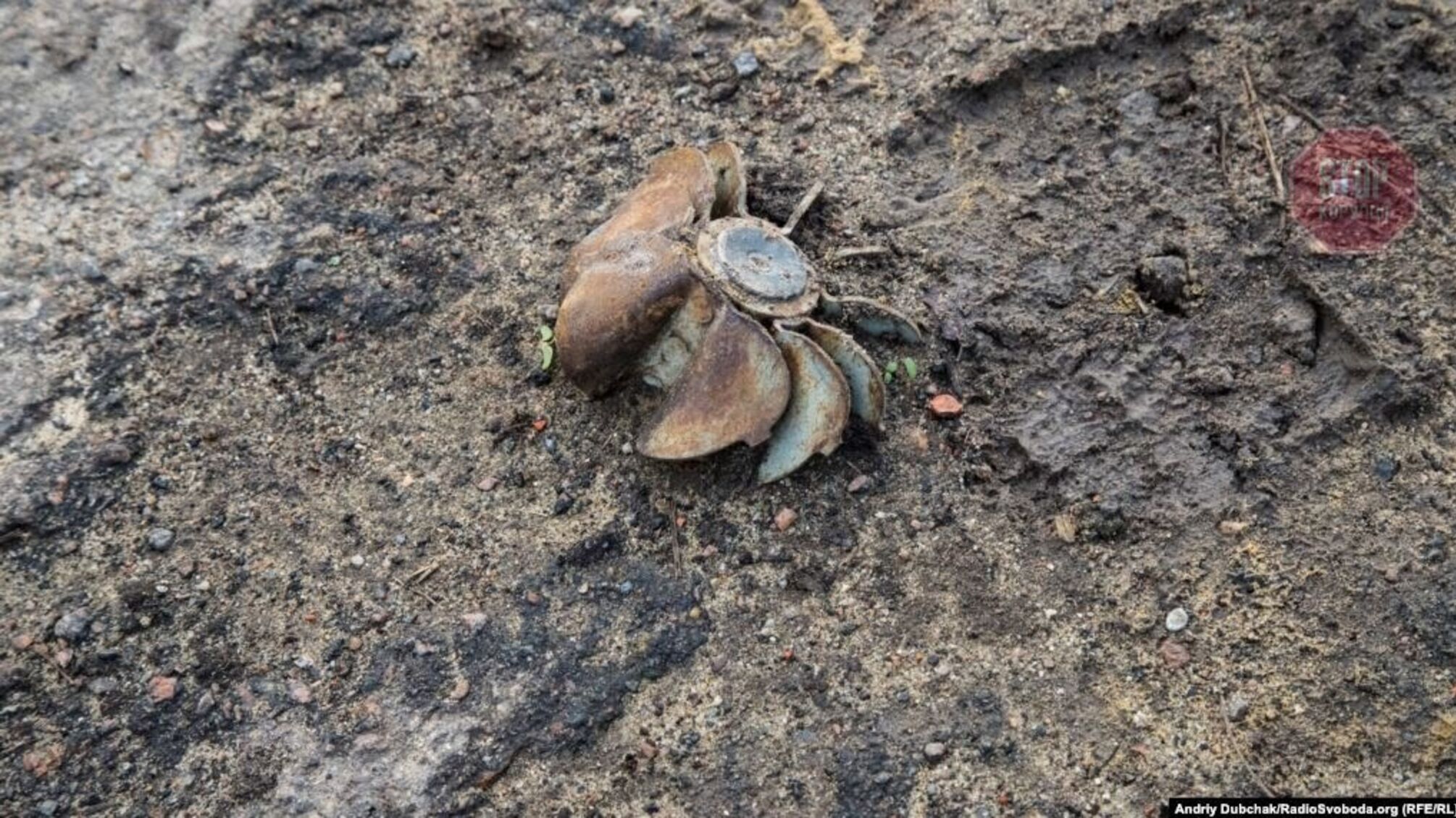 Троє армійців поранено,ще в одного - бойова травма - ООС