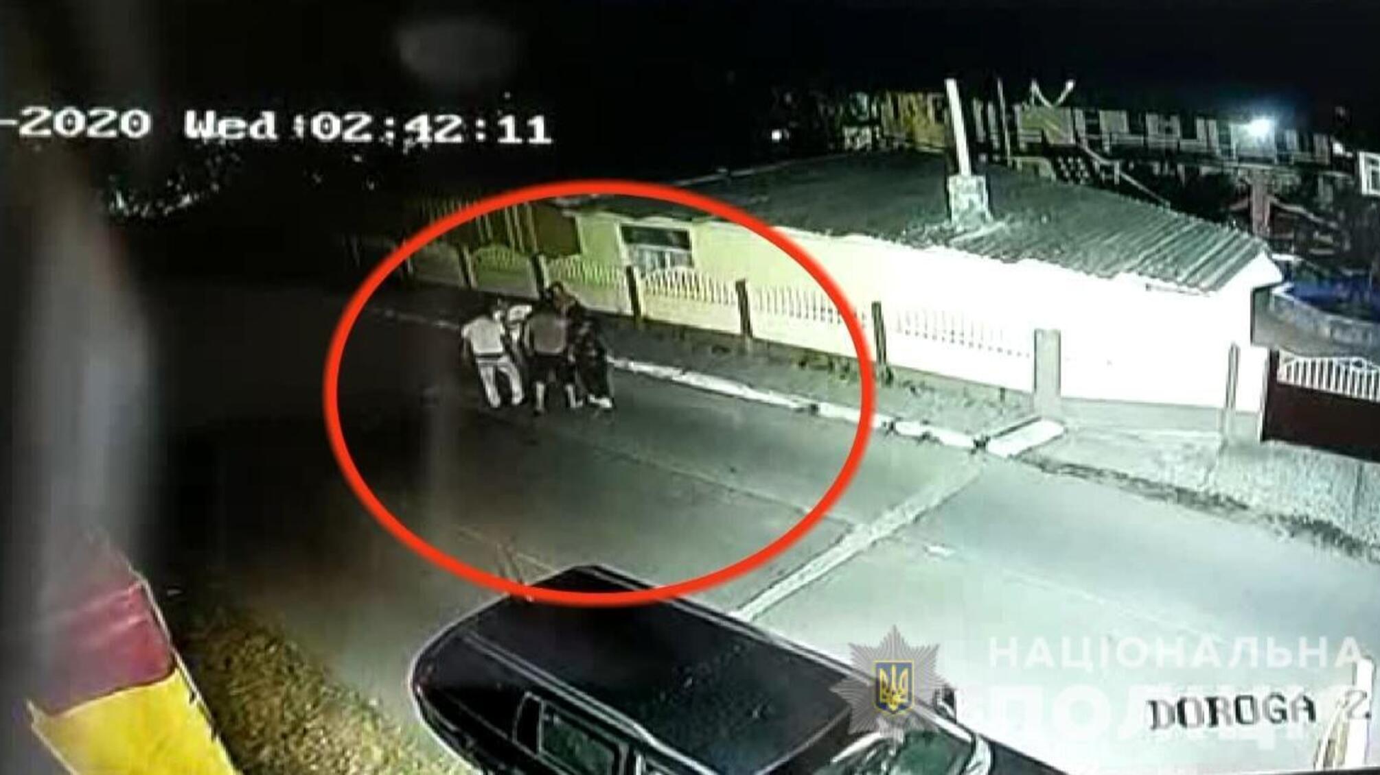 Правоохоронці затримали трьох жителів Болградського району за підозрою у вчиненні двох майнових злочинів у Затоці