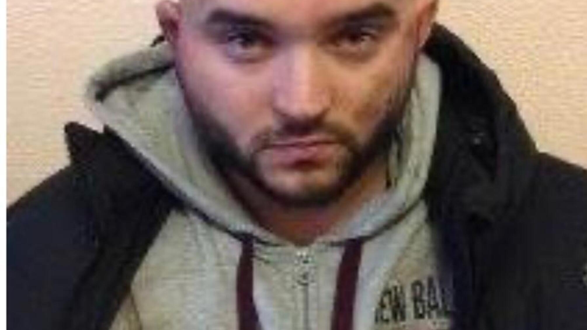 Поліція Київщини розшукує організатора злочинної банди, яка займалась викраденням елітних авто