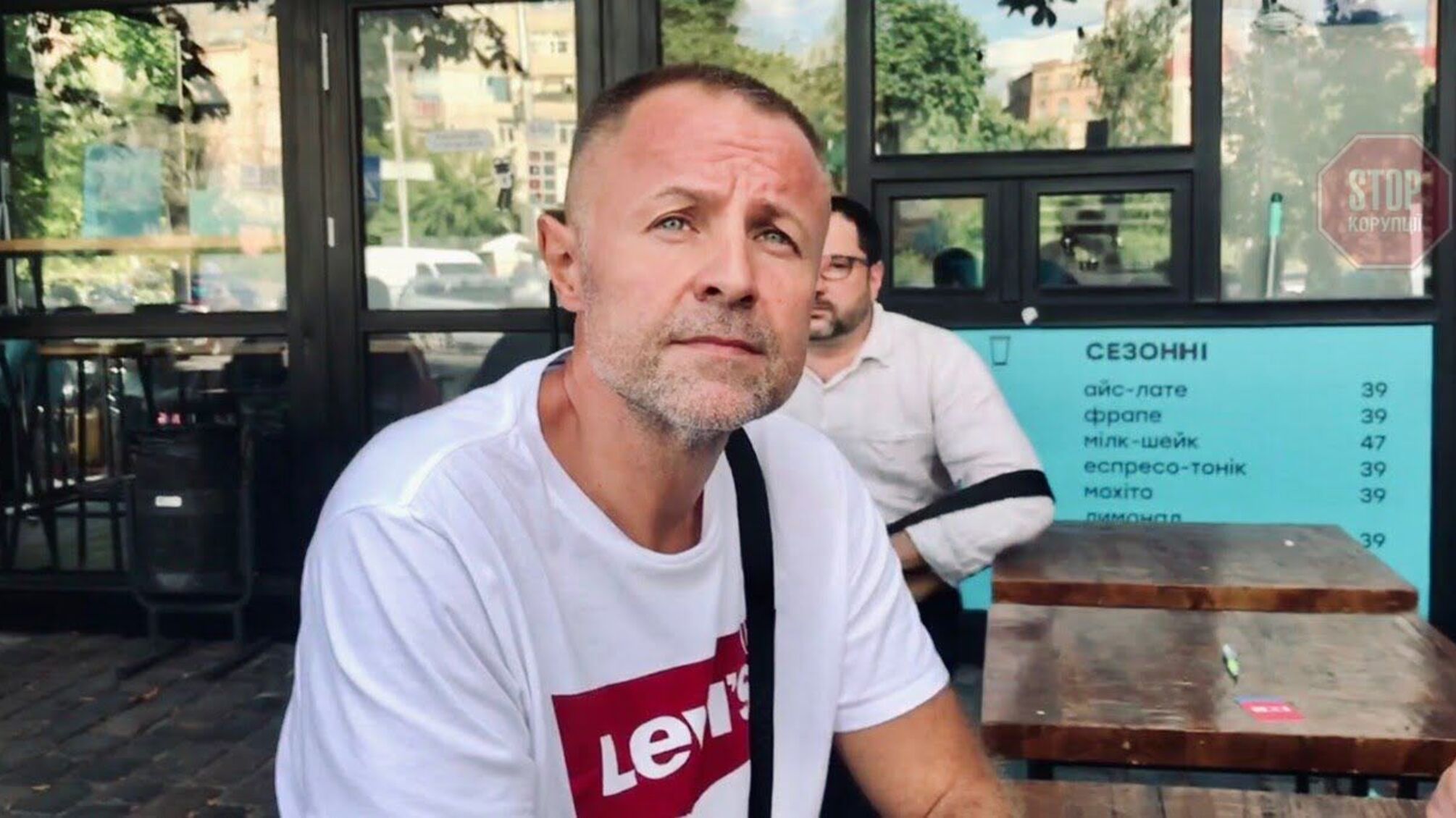 Тиск на бізнес в Україні: спалене у центрі Києва BMW належало власнику магазина хутра (оновлюється)