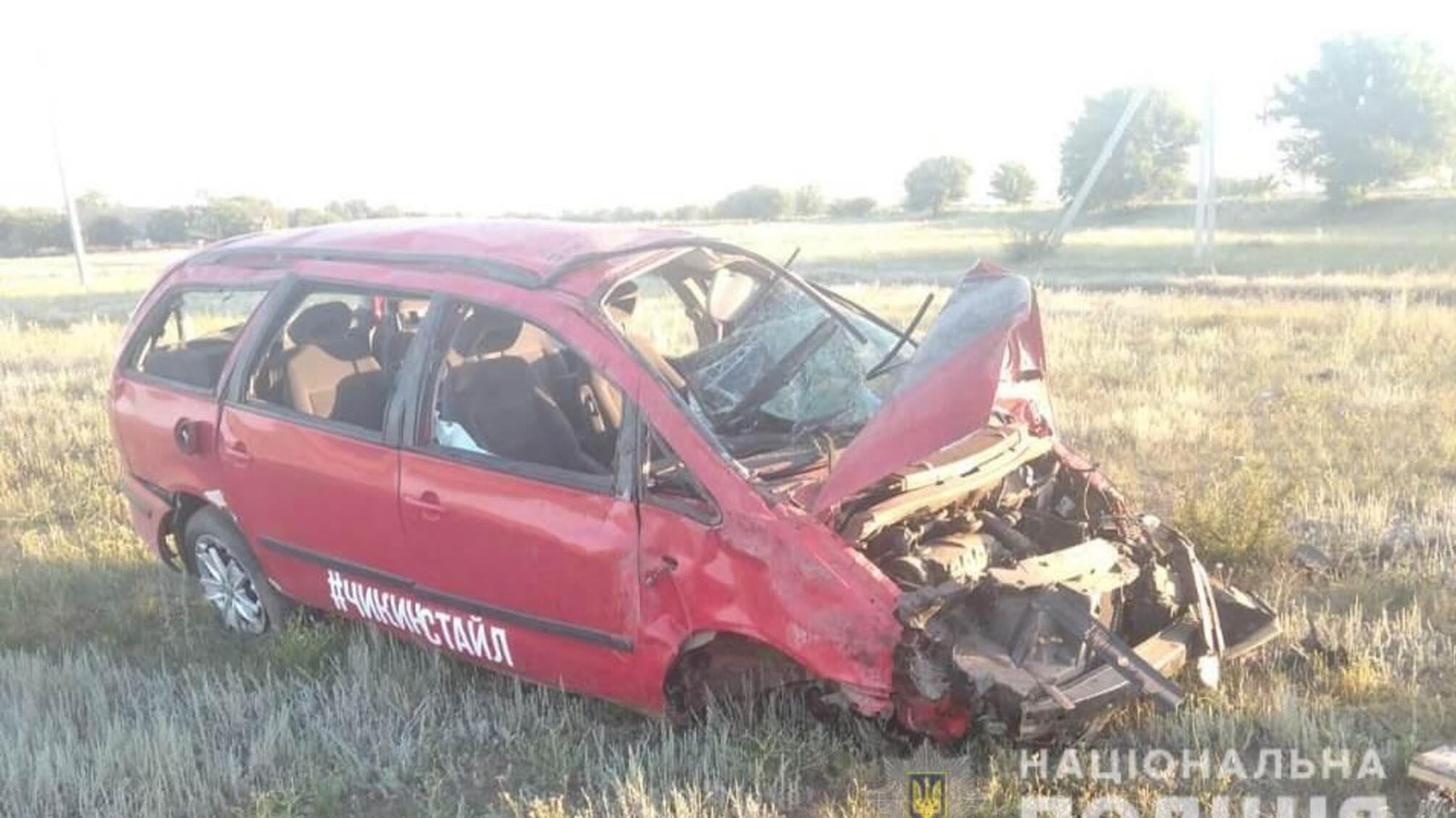 Поліцейські розслідують обставини смертельної ДТП в Саратському районі