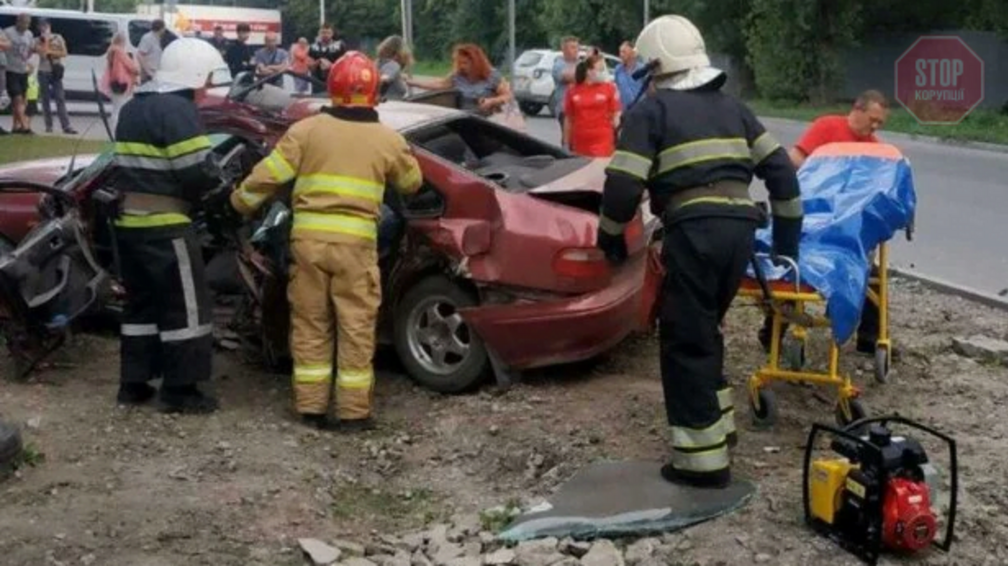 На Хмельниччині сталася ДТП зі 'швидкою' (відео)