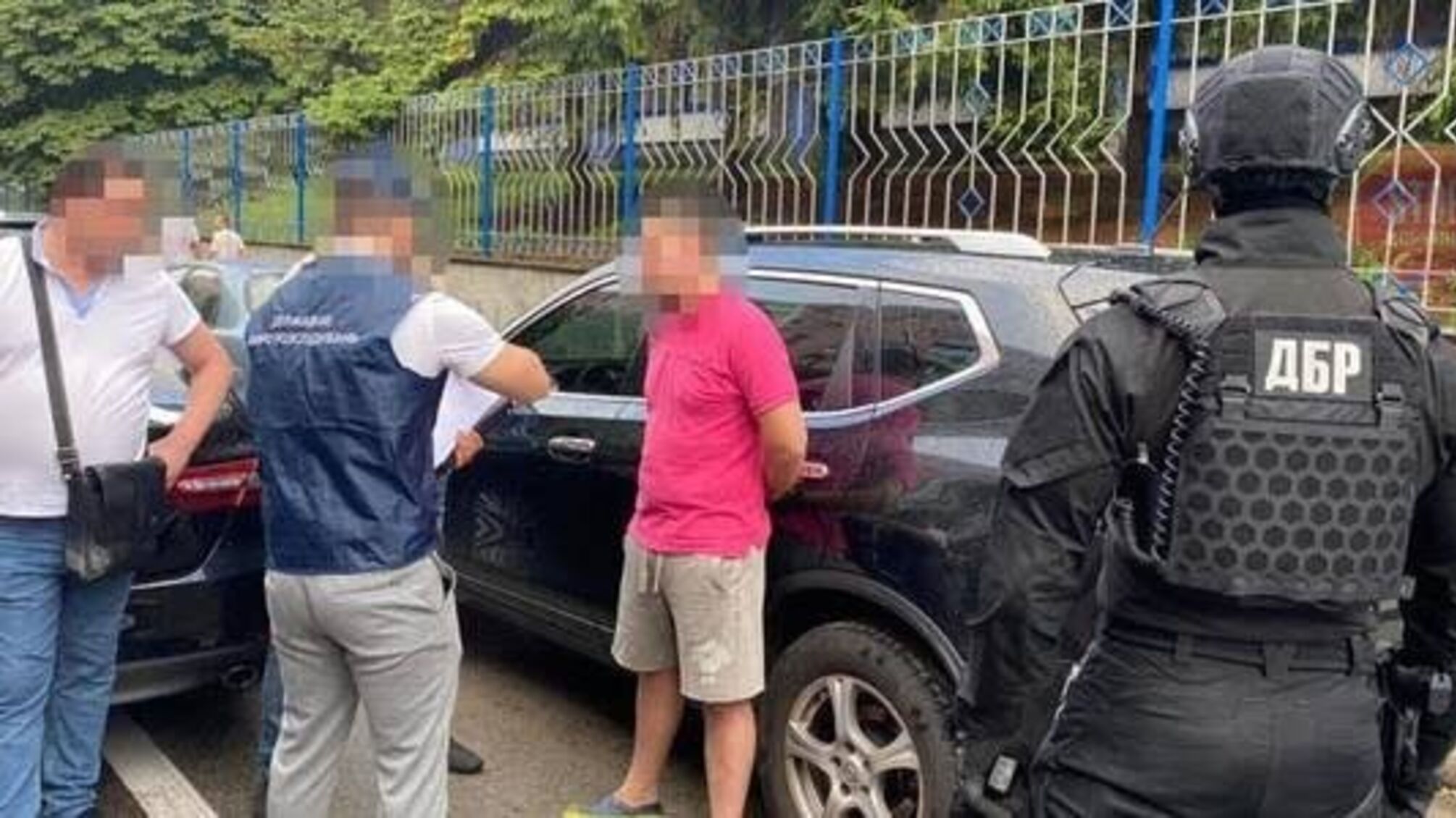 У Києві слідчий поліції вимагав хабар за повернення арештованого авто
