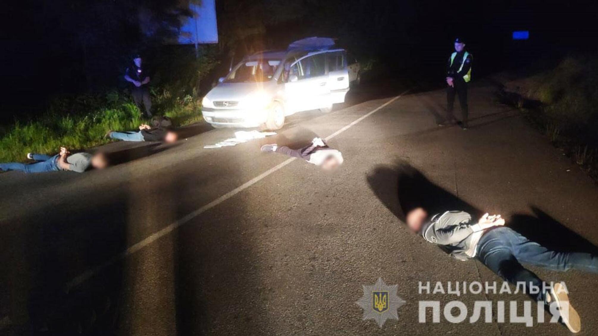 Поліція Чернігівщини затримала групу розбійників за напад на пенсіонерів