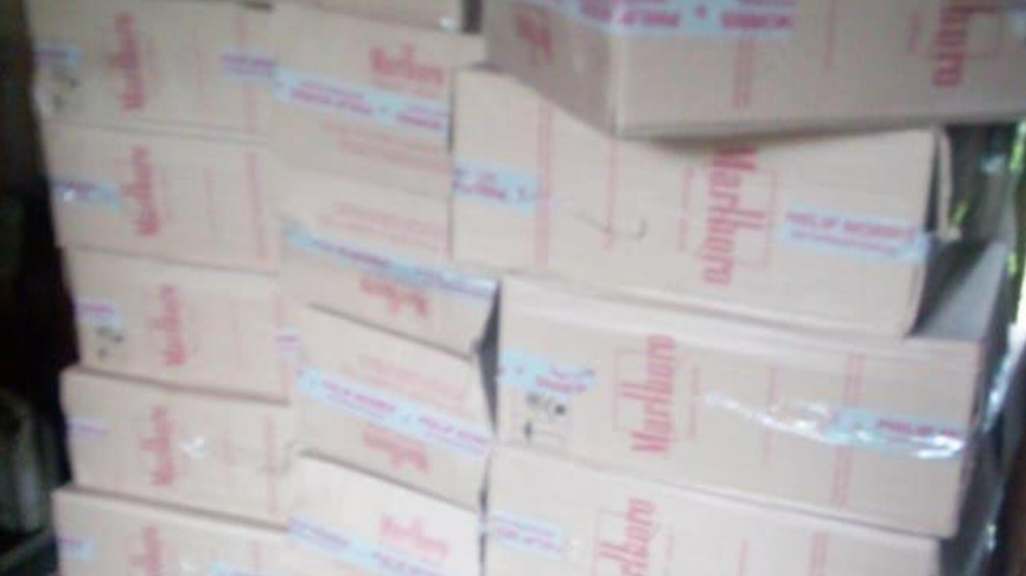 Поліцейські вилучили у буковинців контрафактні сигарети на понад пів мільйона гривень