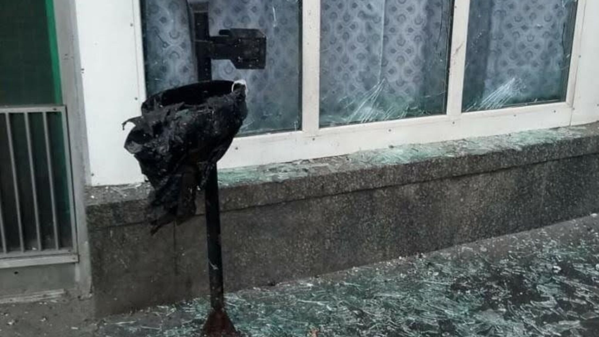 У Києві від вибуху біля станції метро ''Шулявська'' серйозно постраждав студент – подробиці