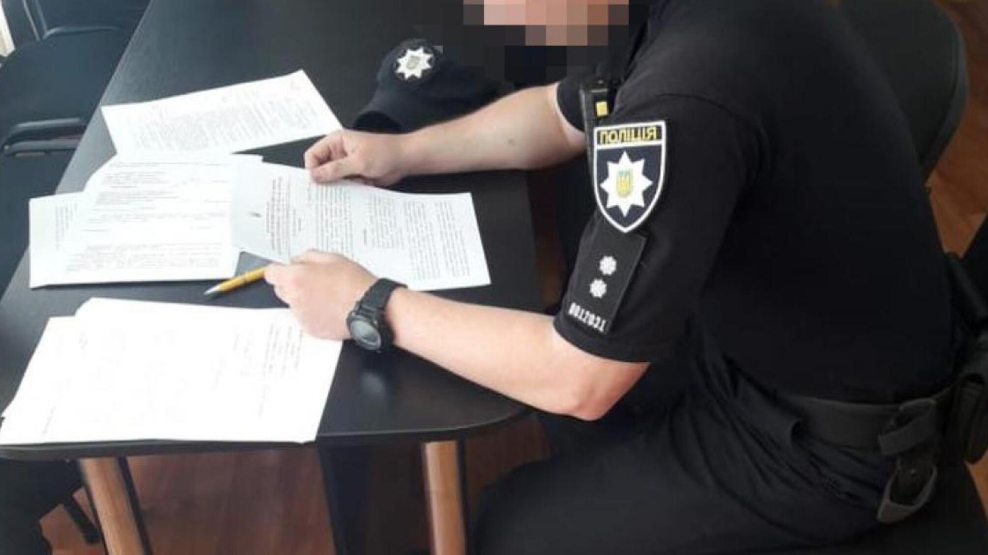 Поліцейський постане перед судом за побиття водія в Маріуполі