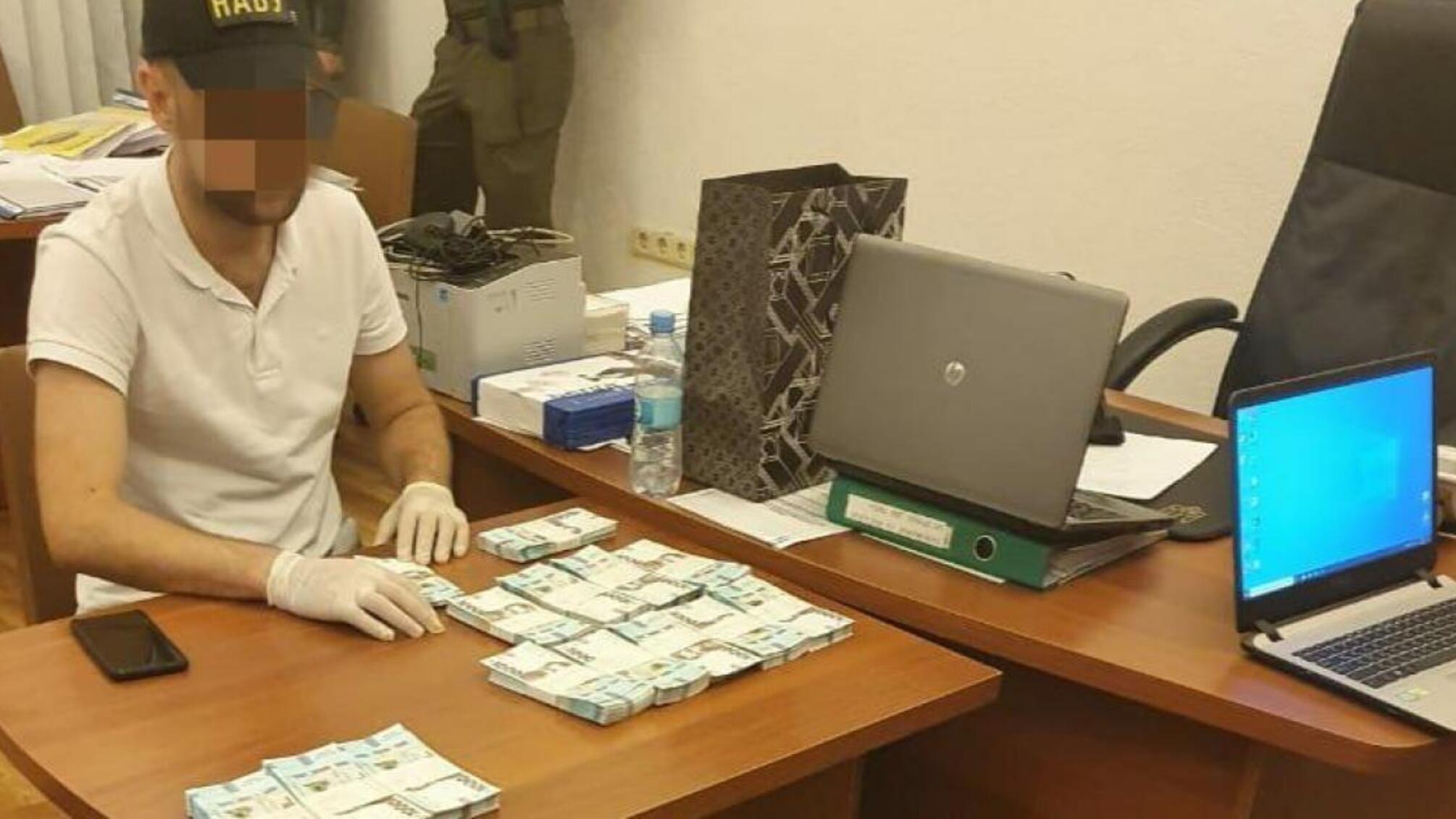 Посадовцю Харківської ОДА повідомлено про підозру