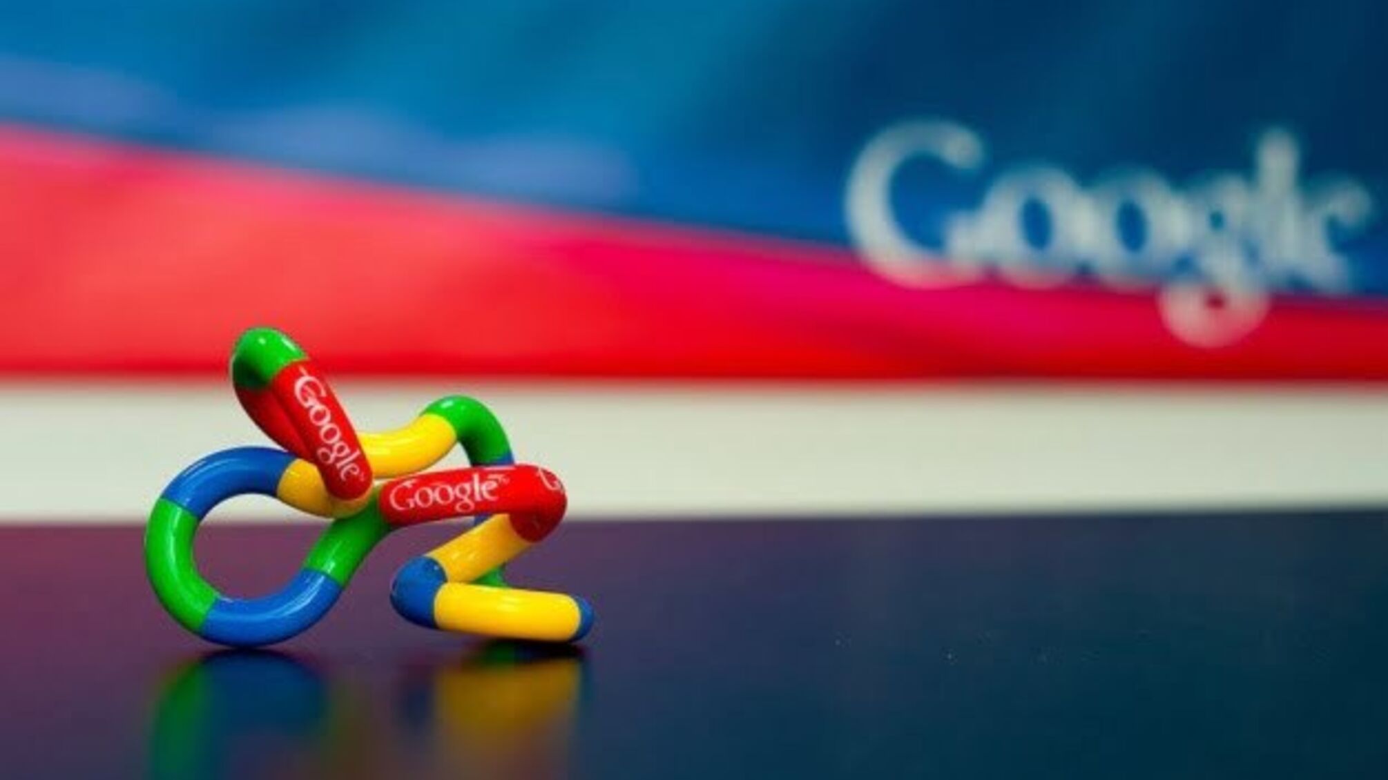 Google може випустити складаний смартфон до кінця 2021 року – ЗМІ