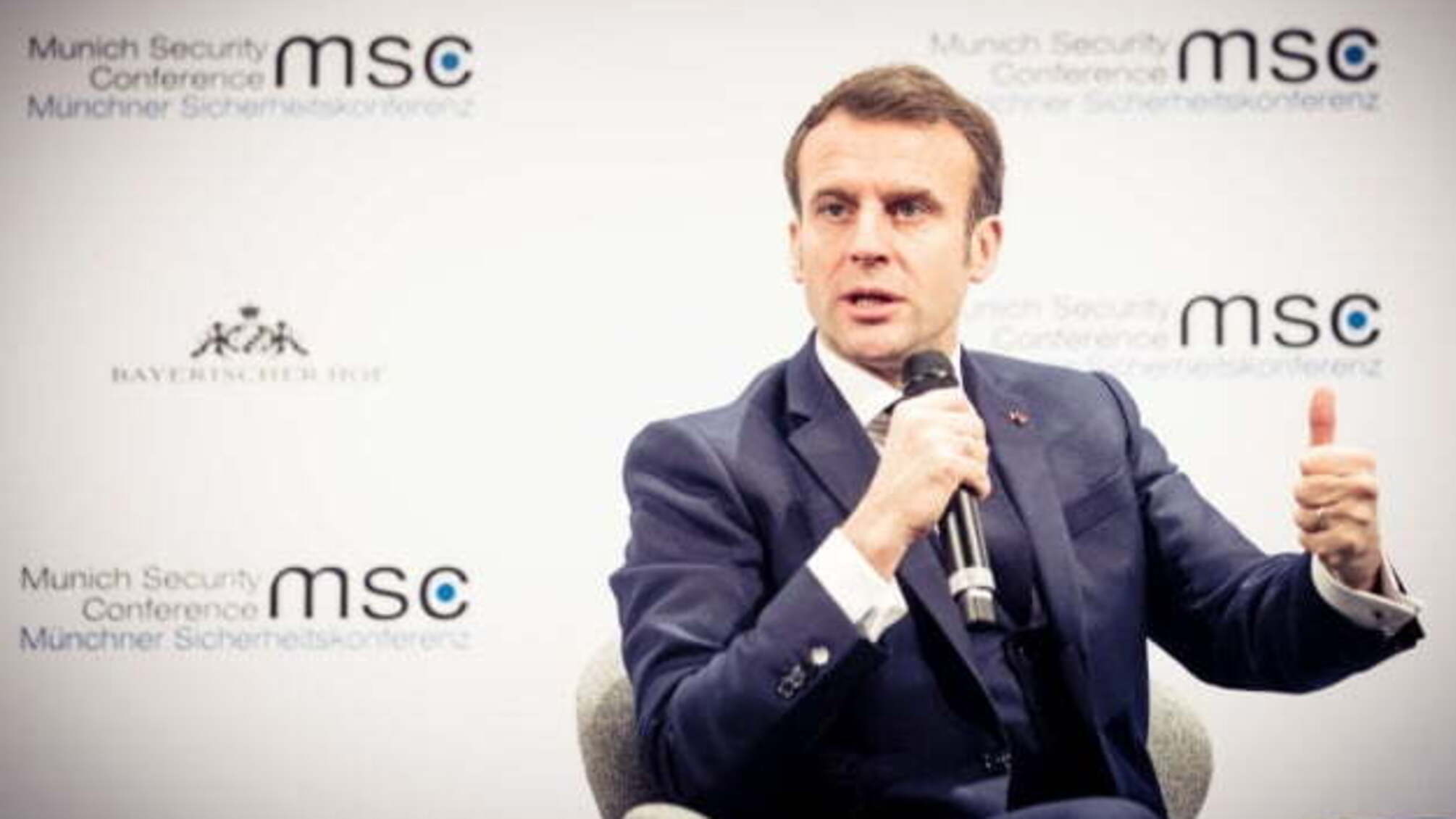 ЄС має підтримати демократичні протести у Білорусі – Макрон