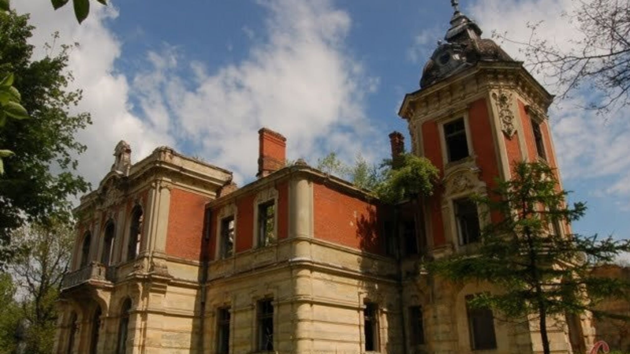 Тартаківський палац на Львівщині відкривають для екскурсантів