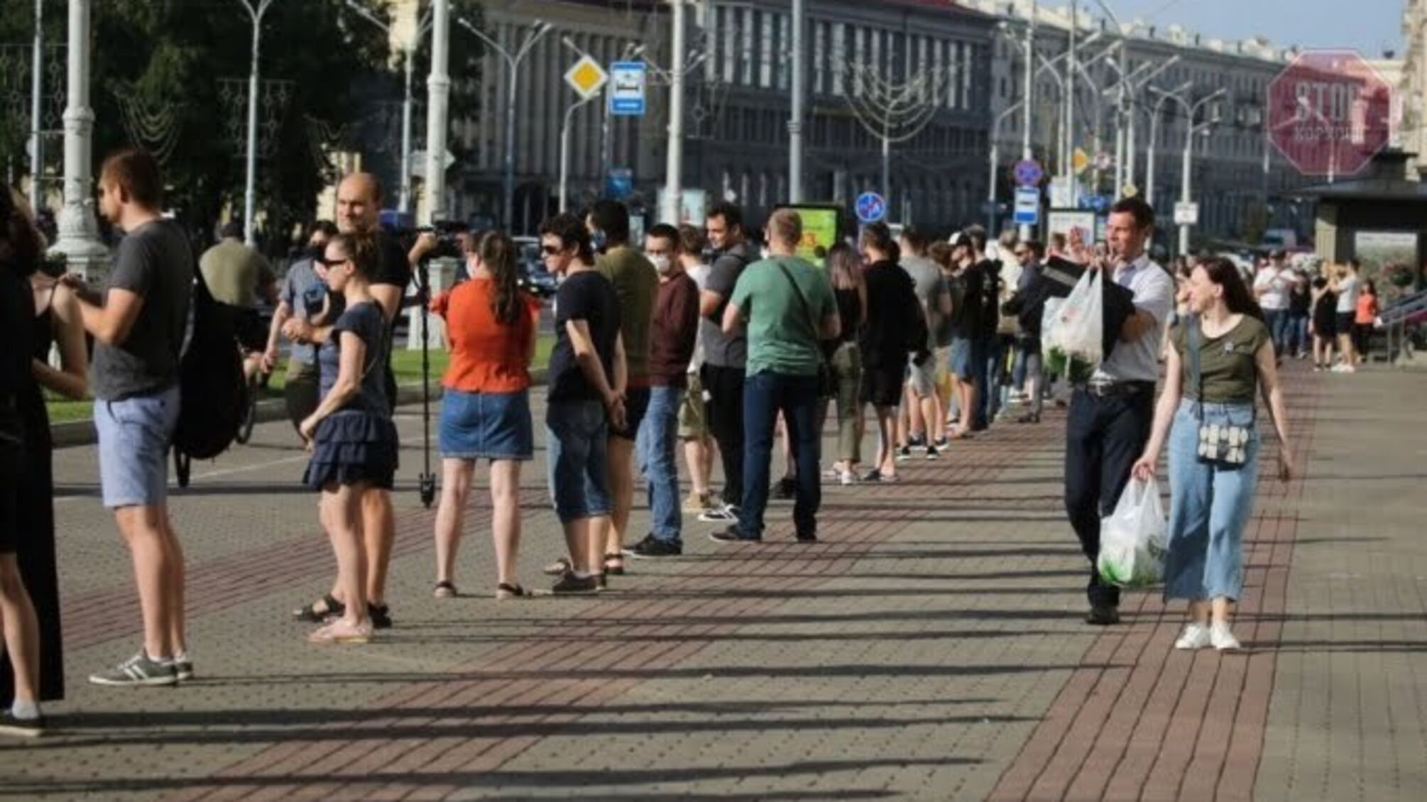 Протести у Білорусі: затриманих у Мінську почали відпускати