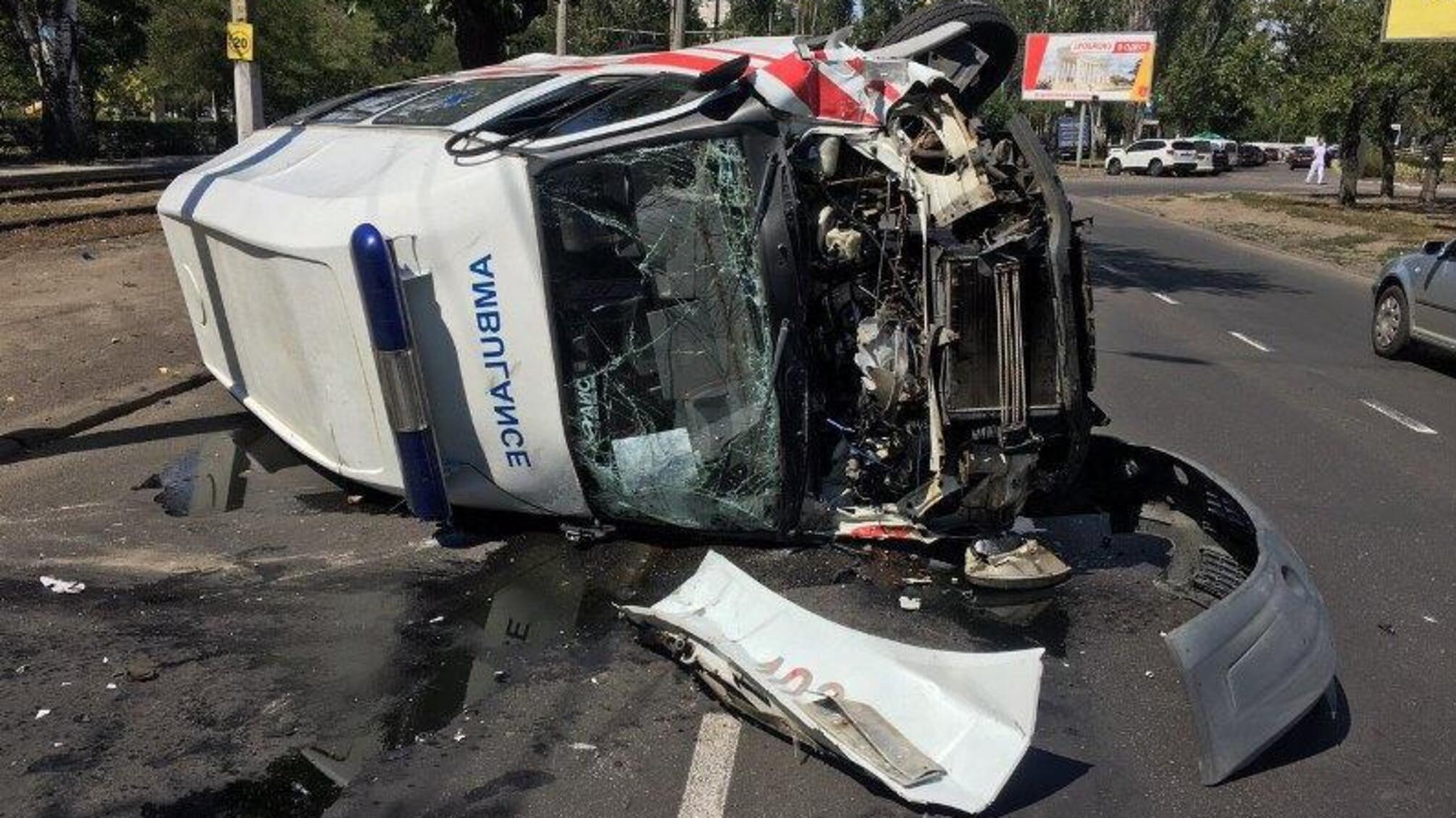 Поліцейські встановлюють обставини ДТП у Суворовському районі Одеси