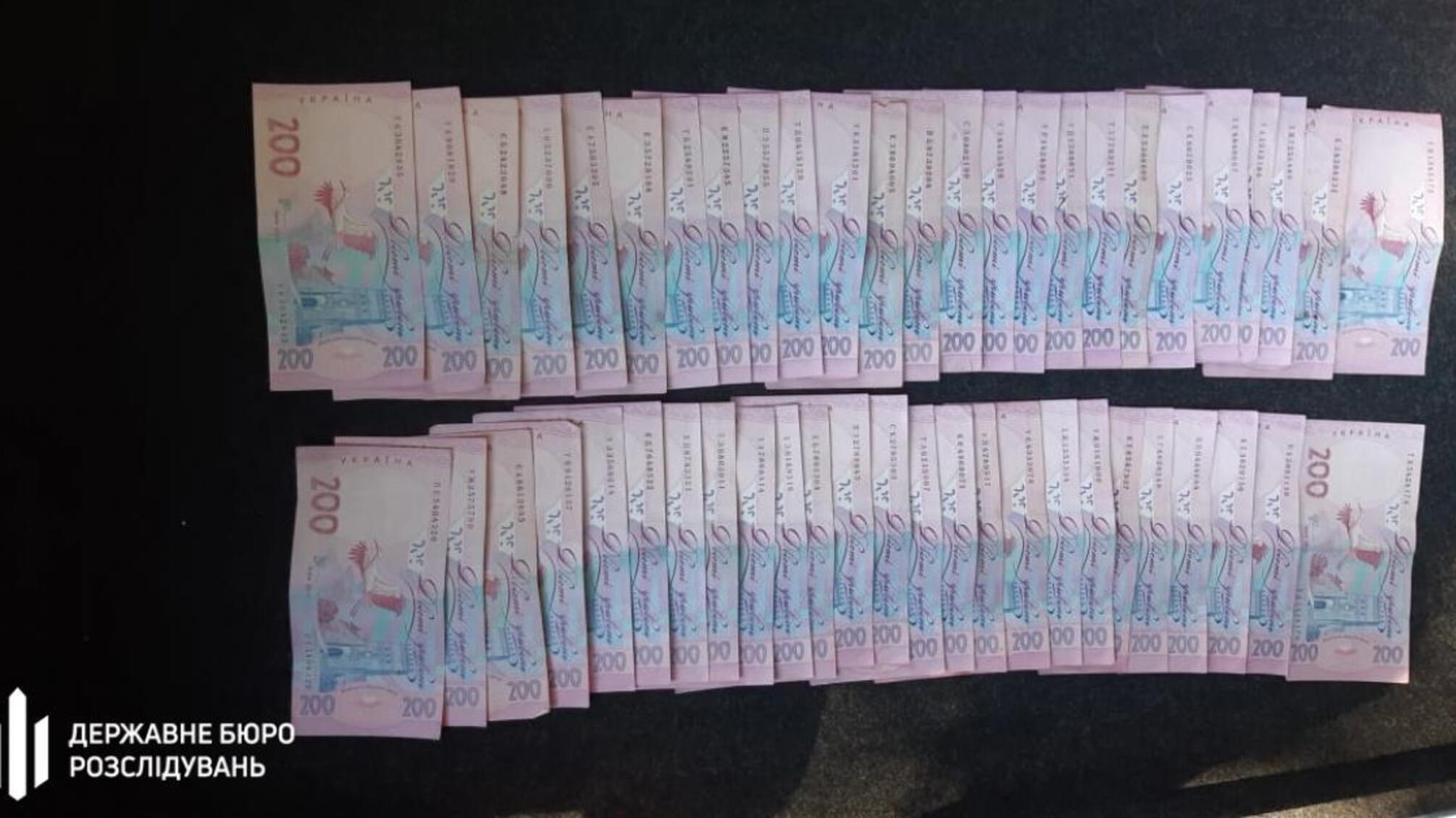 Щомісячна 'абонплата' за невтручання у підприємницьку діяльність — ДБР затримало поліцейського з Дніпропетровщини