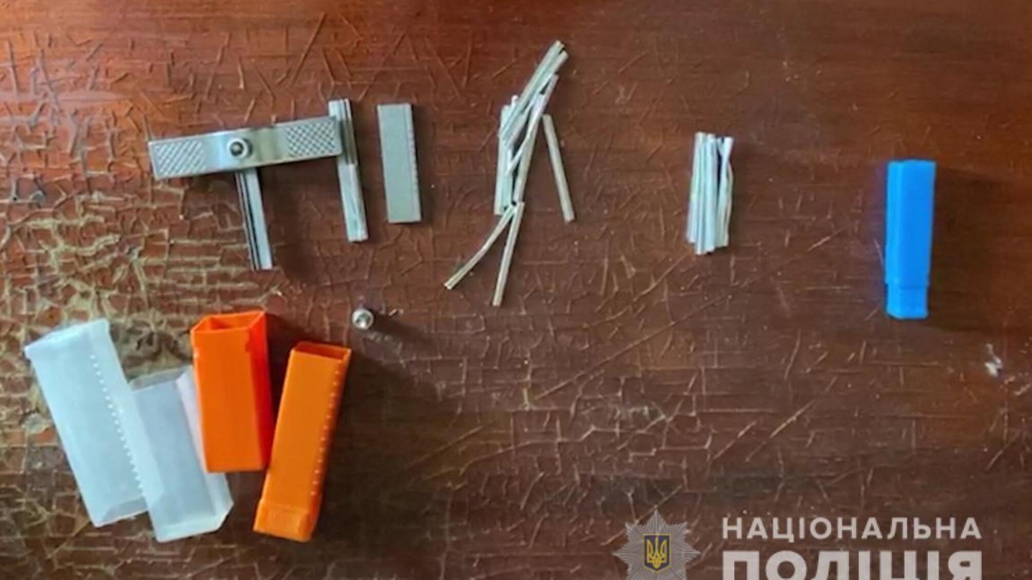 Співробітники Малиновського відділу поліції затримали громадянина сусідньої країни за підозрою у скоєнні двох квартирних крадіжок