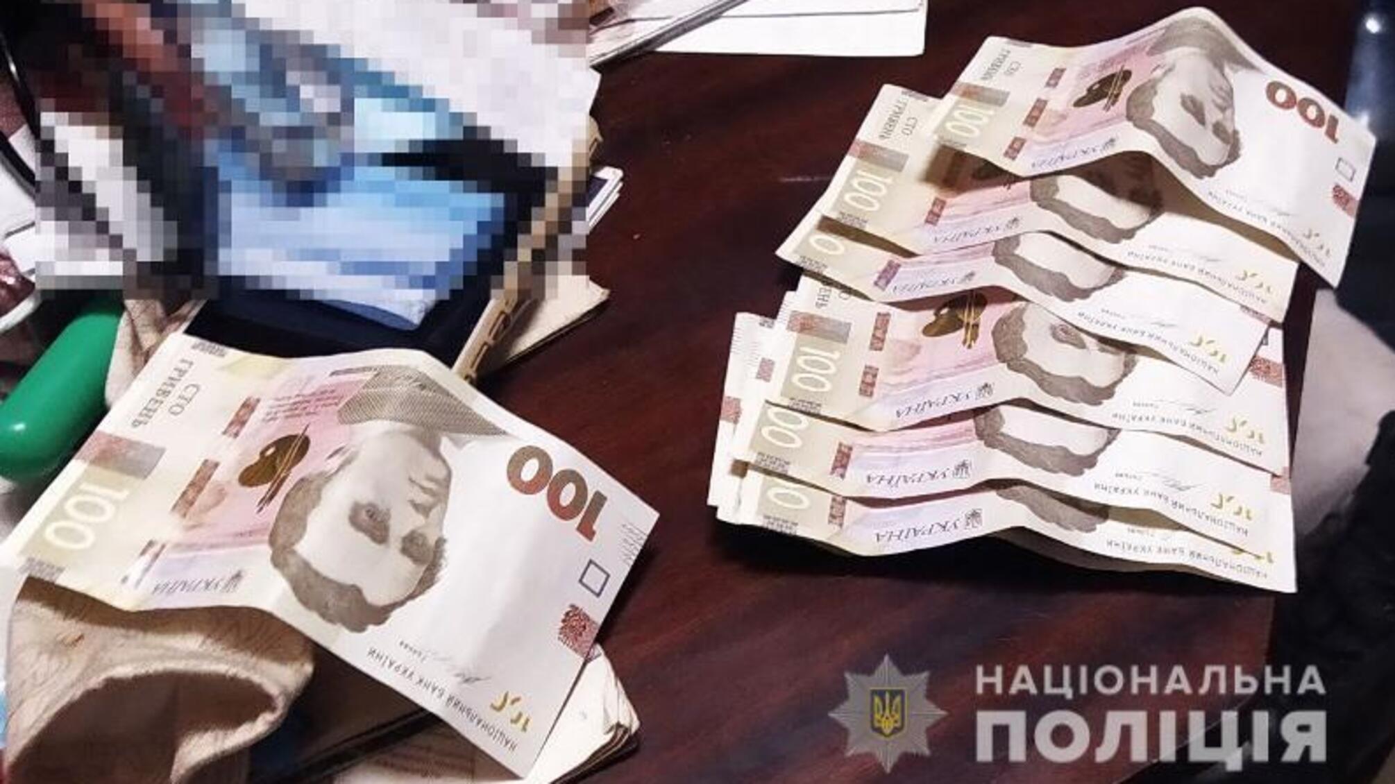 В Одесі поліцейські затримали розповсюджувача особливо небезпечного наркотику