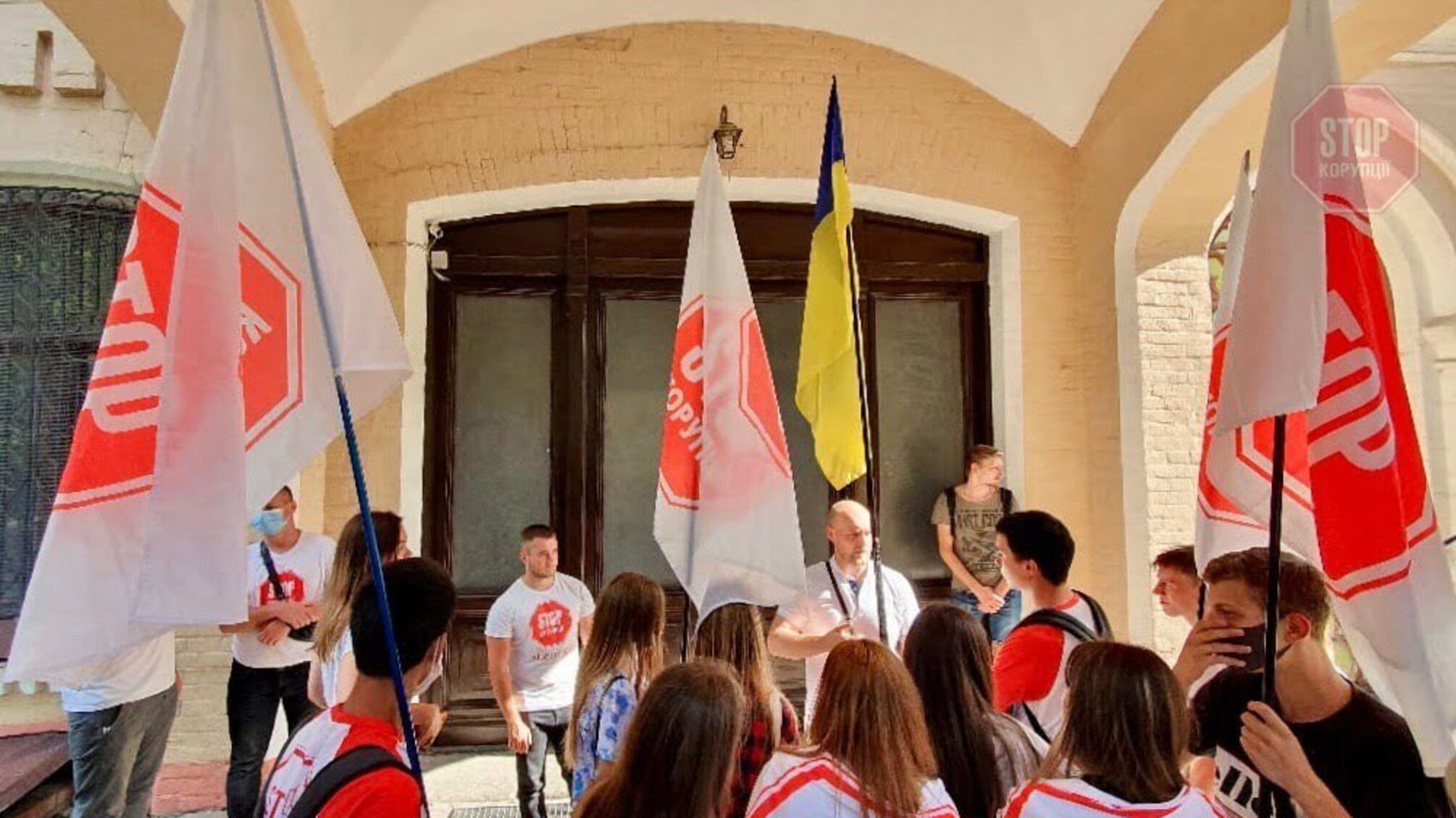 У Києві на відкритий для ЗМІ захід пустили лише журналістів проросійського видання