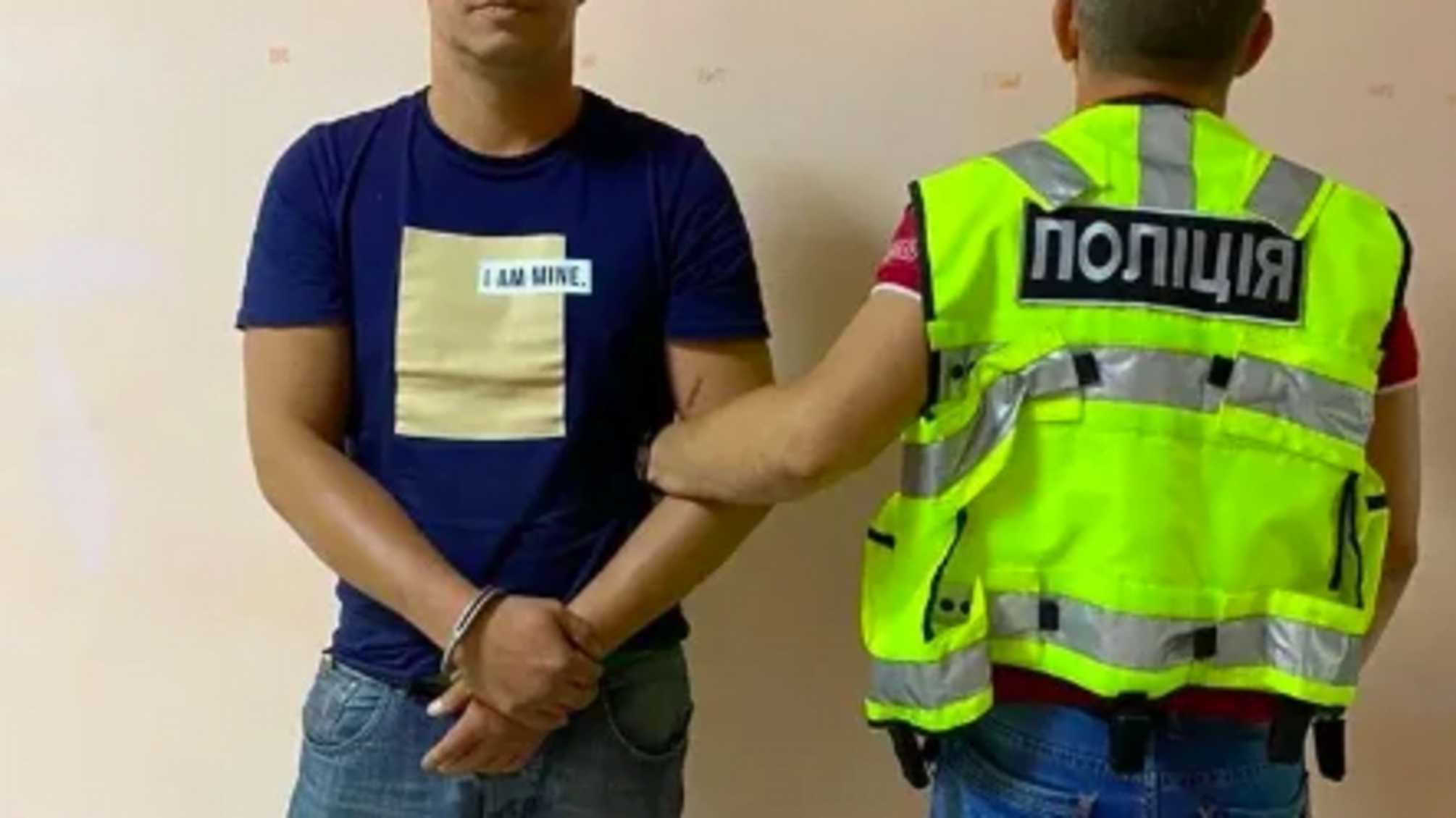 Нападника, який хотів зґвалтувати жінку у потязі - перевірять на наркотики