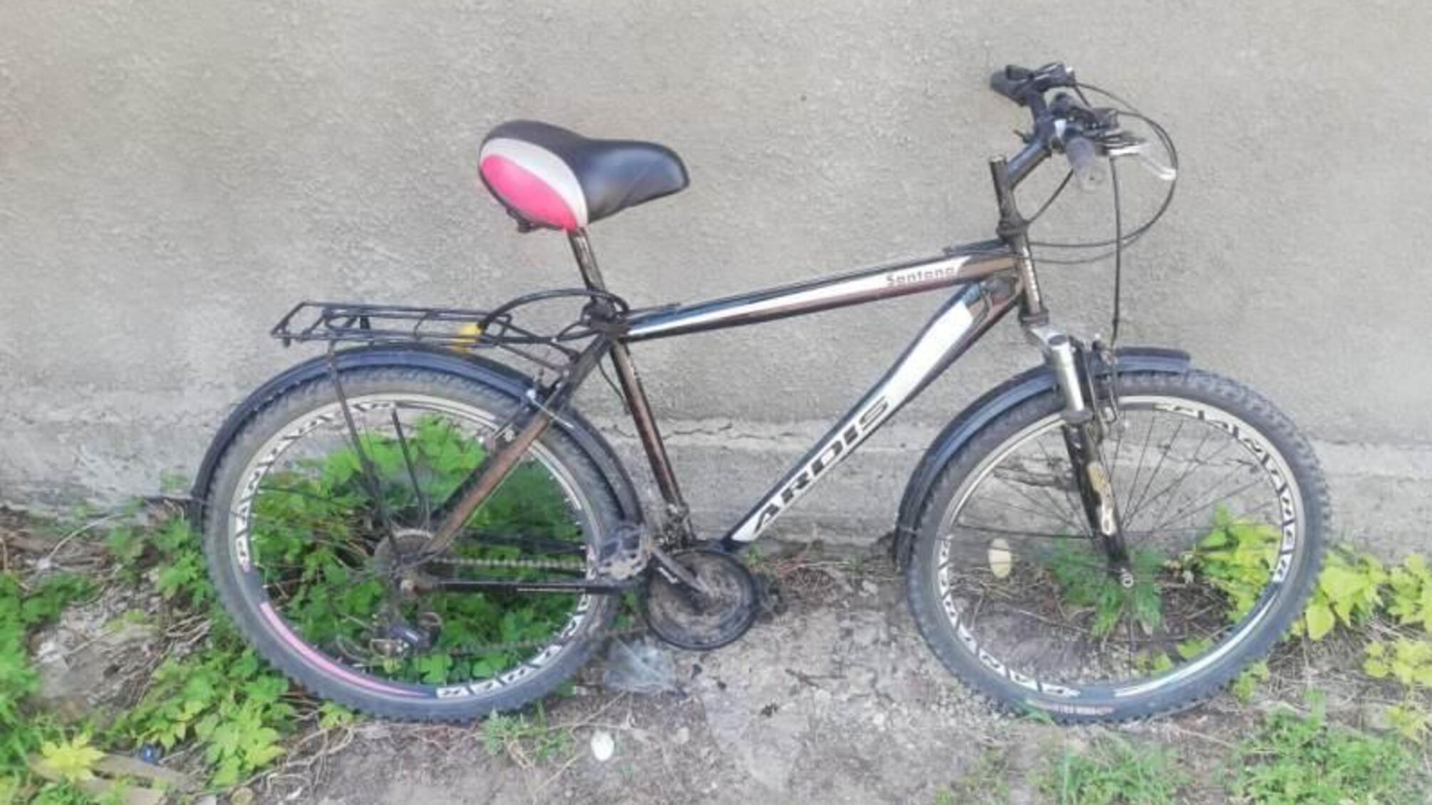 Поліцейські викрили жителя селища Ширяєве у привласненні велосипеда місцевої жительки