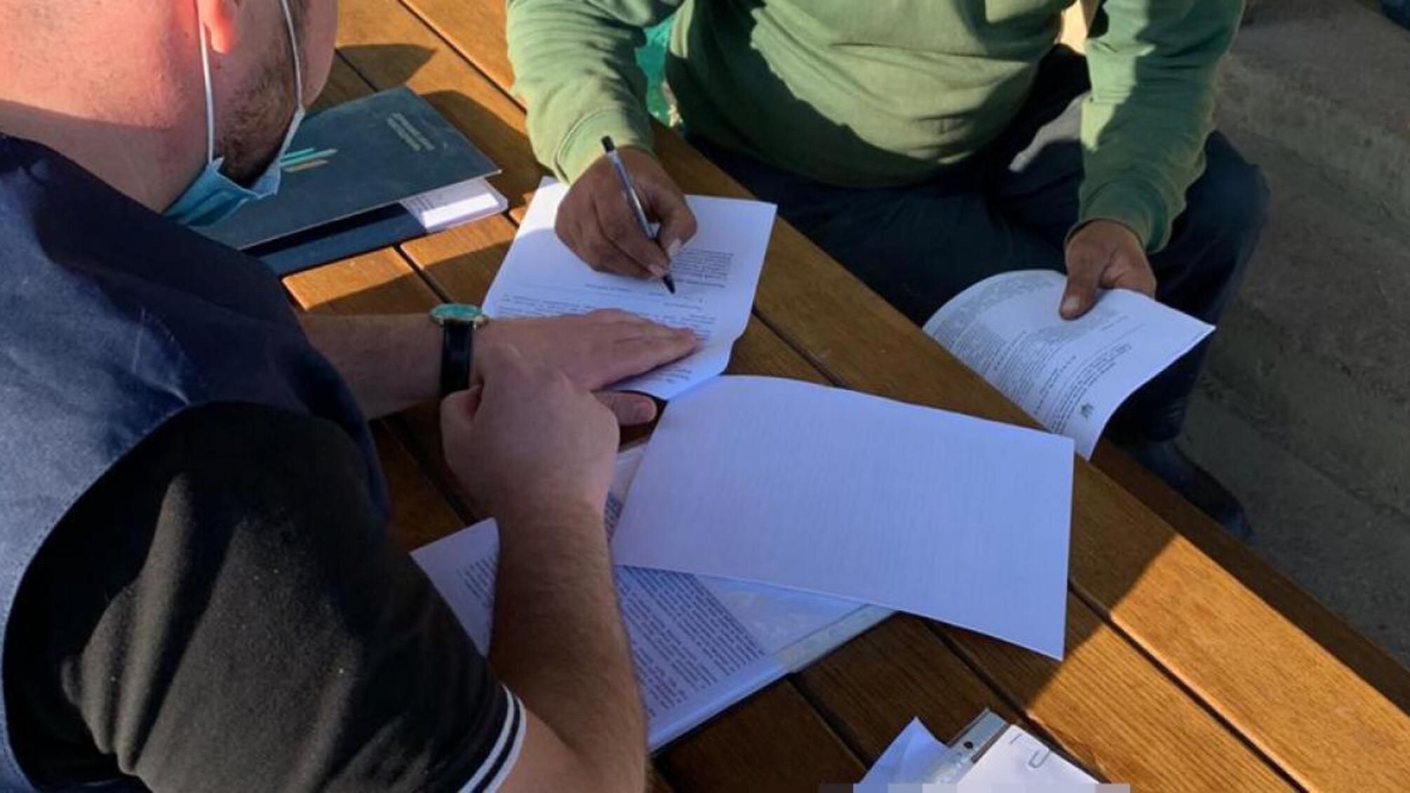 Понад 6,6 млн грн збитків через незаконну порубку лісу на Львівщині - ДБР повідомило про підозру 7 посадовцям Міженецького лісництва