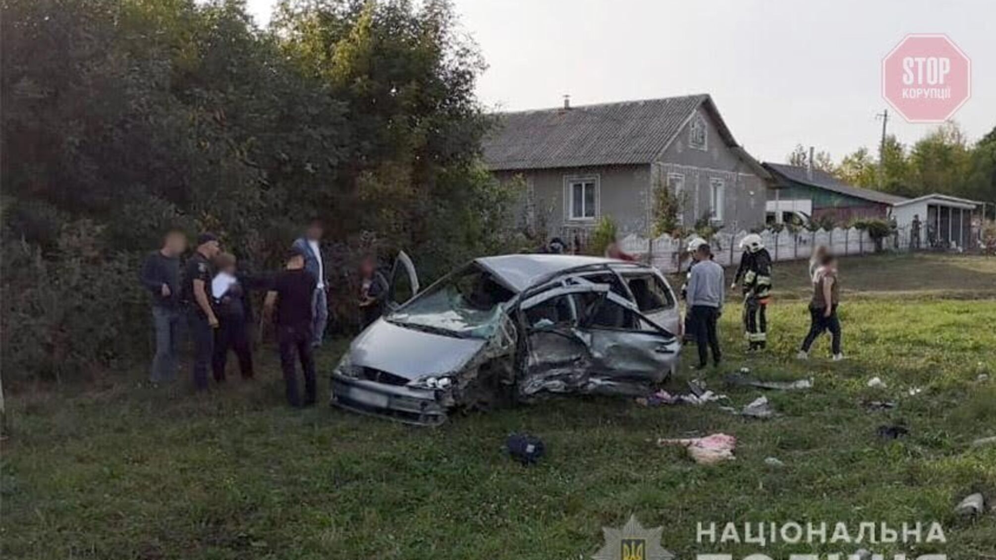 На Хмельниччині сталася жахлива ДТП: сім людей постраждали (фото)